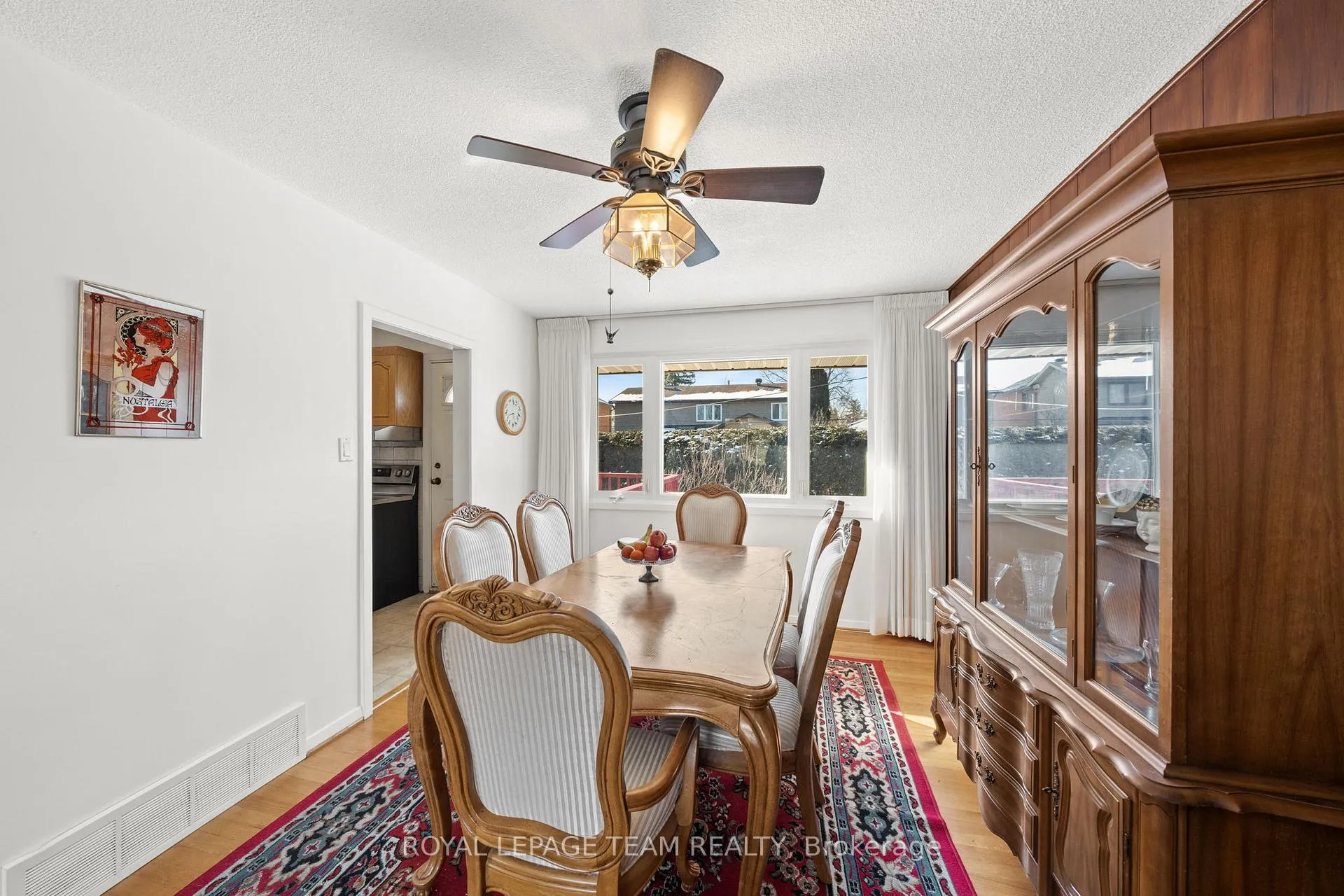 Photo 8 of 808 Nicholson Avenue, Ottawa, Mooneys Bay/Riverside Park — HOMEH