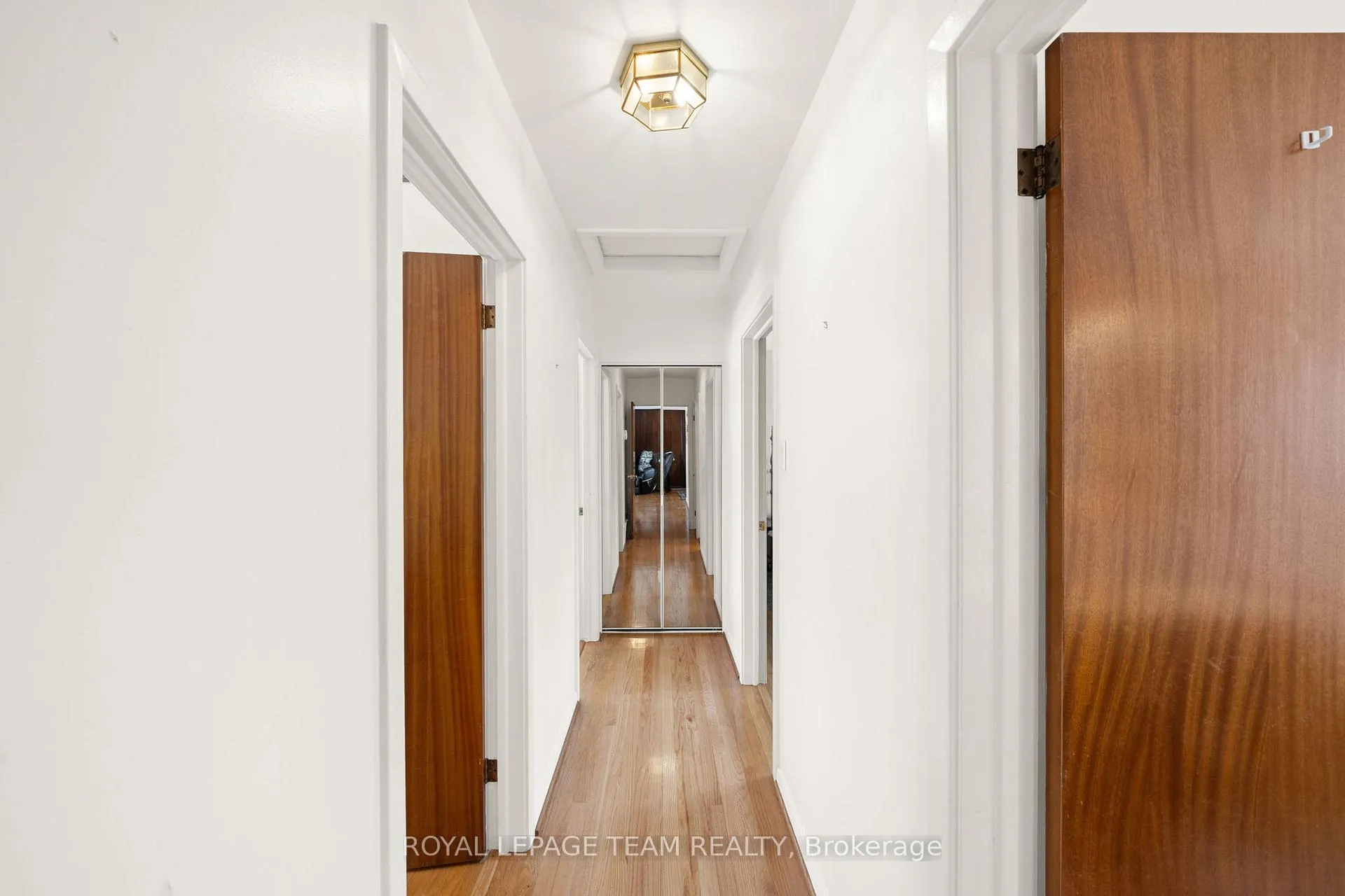 Photo 14 of 808 Nicholson Avenue, Ottawa, Mooneys Bay/Riverside Park — HOMEH