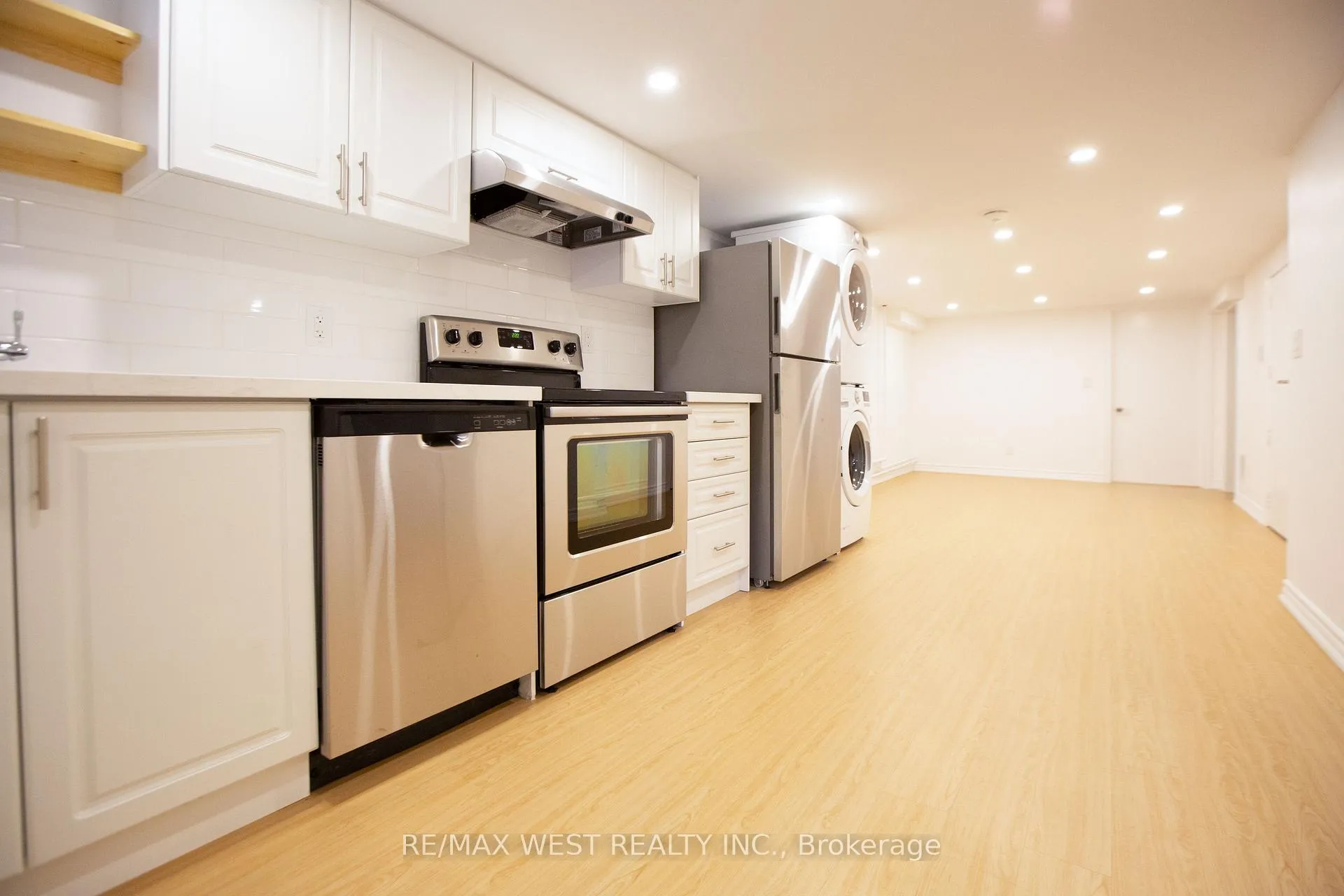 Photo 3 of Unit Lower, 16 Maynard Avenue, Toronto, South Parkdale — HOMEH