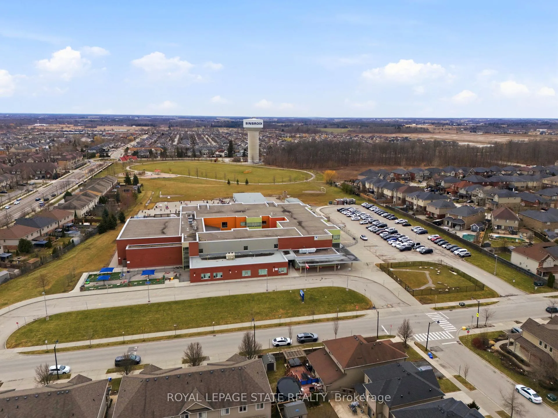 Photo 33 of 86 Fairgrounds Drive, Hamilton, Binbrook — HOMEH