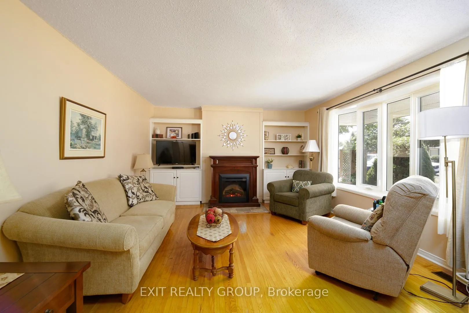 Photo 5 of 31 Lexington Crescent, Belleville, Belleville Ward — HOMEH