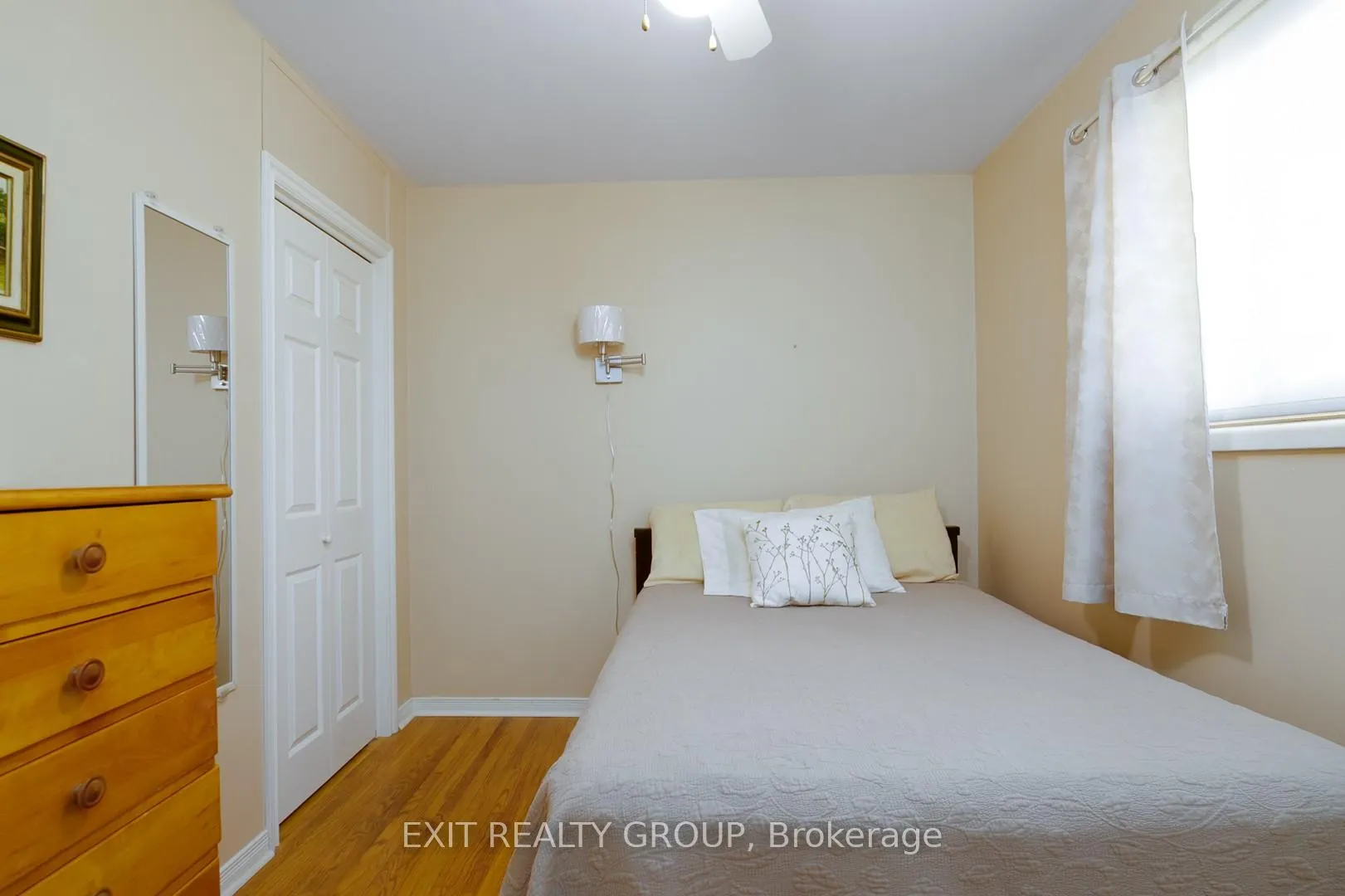 Photo 17 of 31 Lexington Crescent, Belleville, Belleville Ward — HOMEH