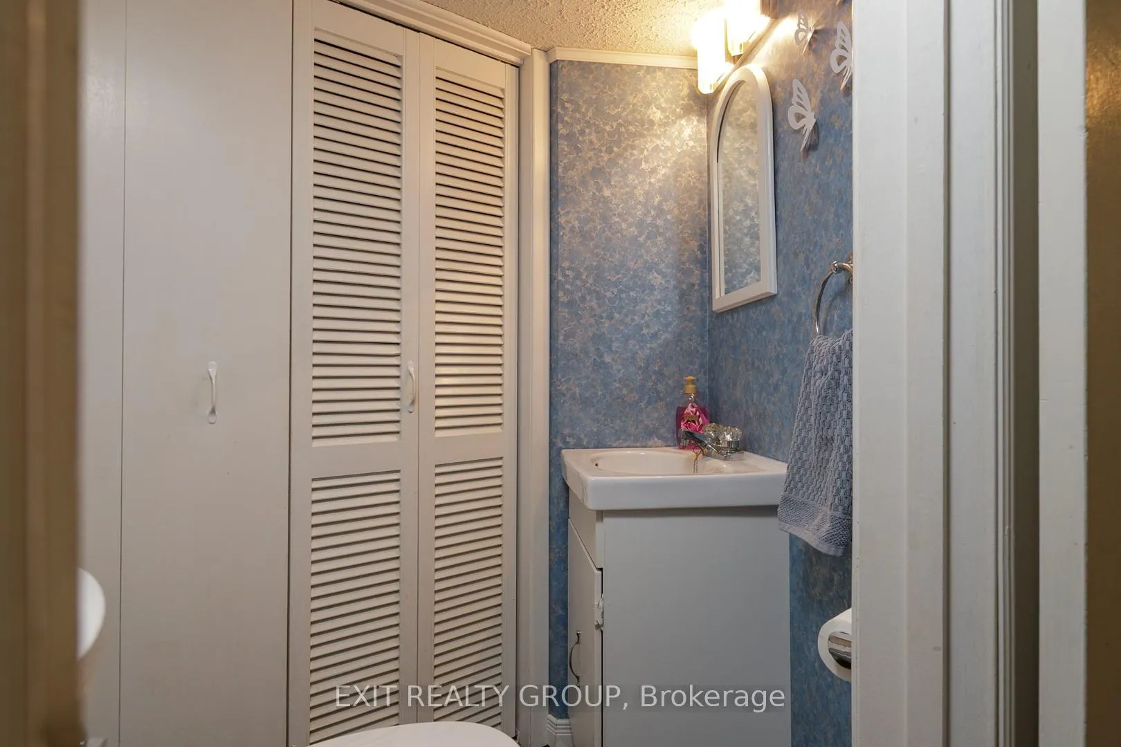 Photo 21 of 31 Lexington Crescent, Belleville, Belleville Ward — HOMEH