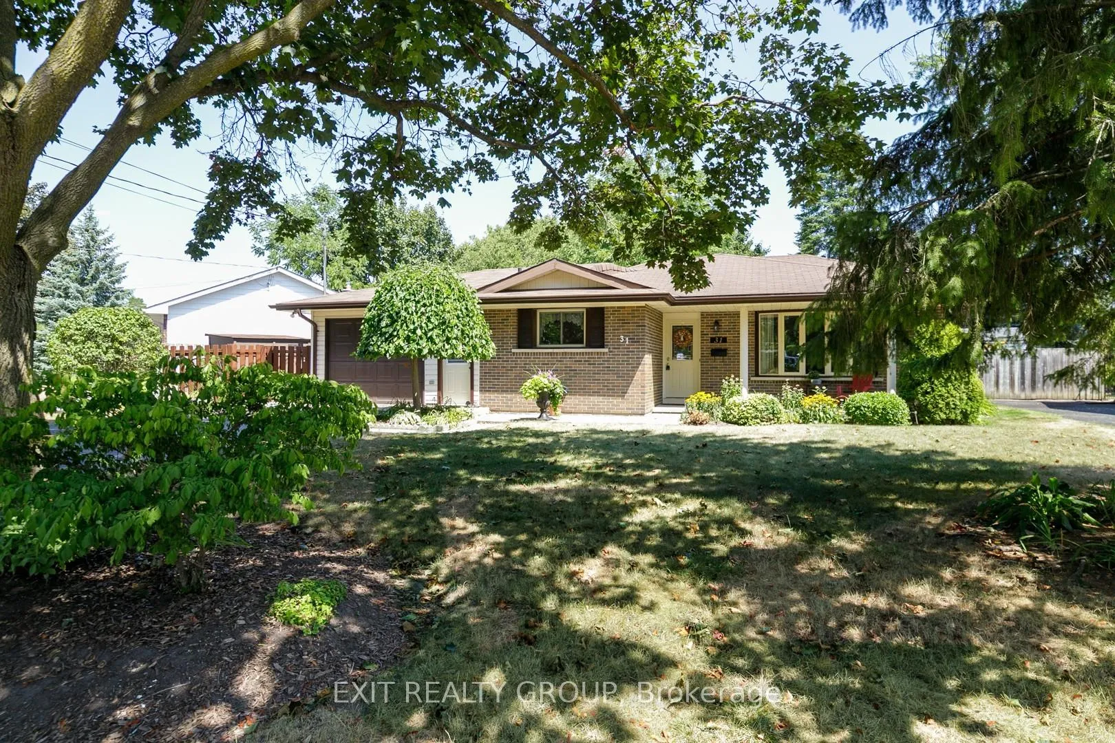 Photo 30 of 31 Lexington Crescent, Belleville, Belleville Ward — HOMEH