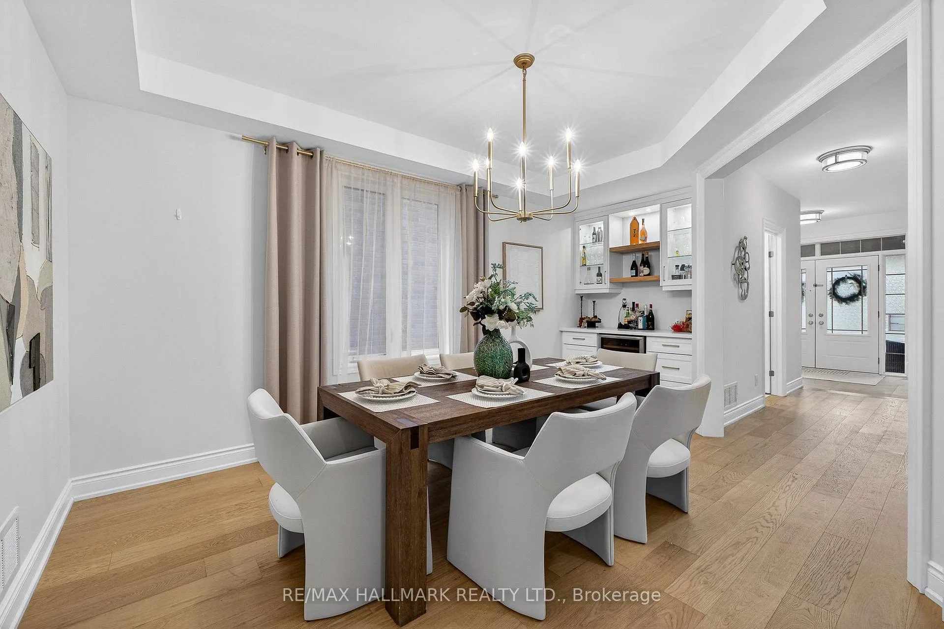 Photo 5 of 23 Wardlaw Place, Vaughan, Vellore Village — HOMEH