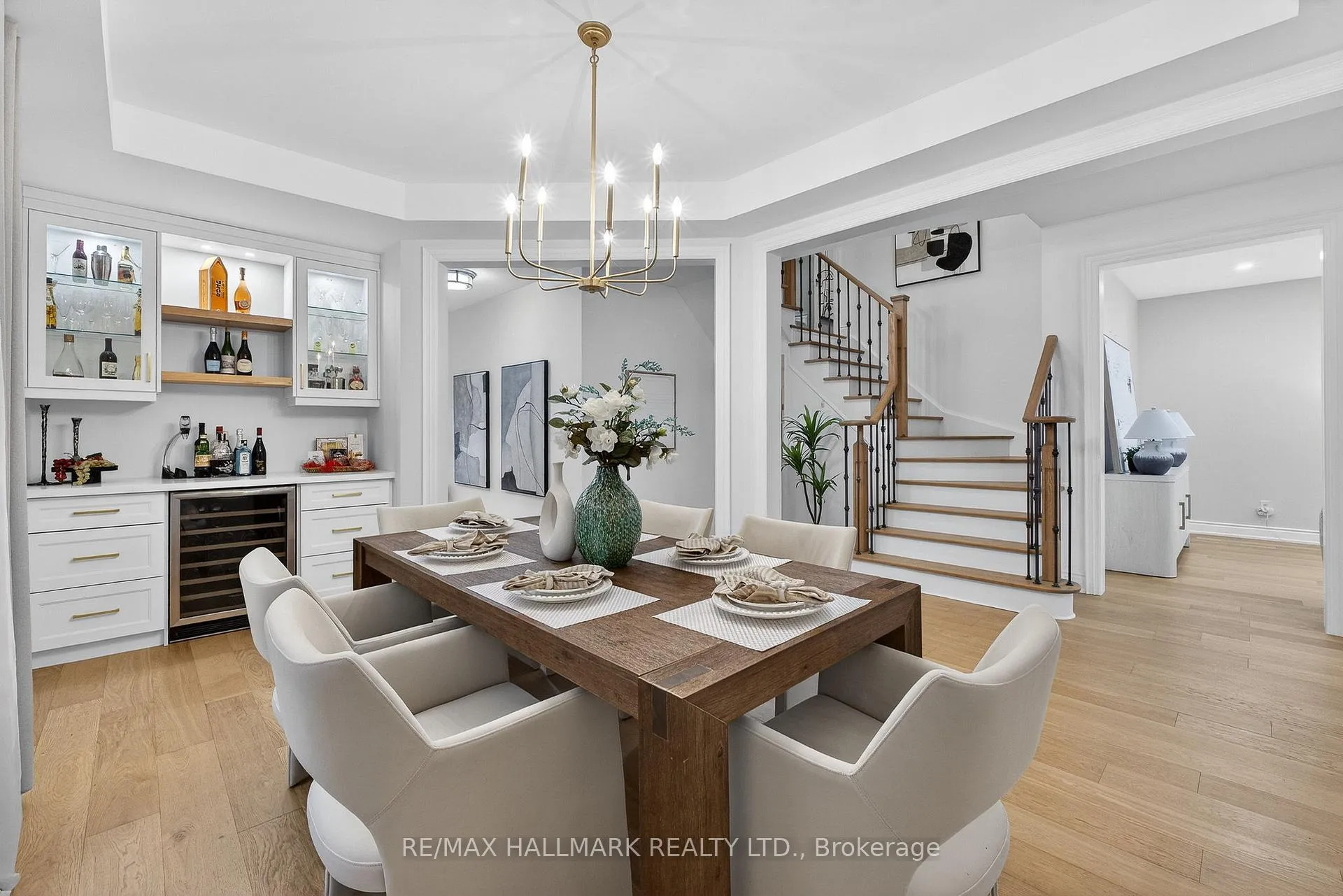 Photo 6 of 23 Wardlaw Place, Vaughan, Vellore Village — HOMEH