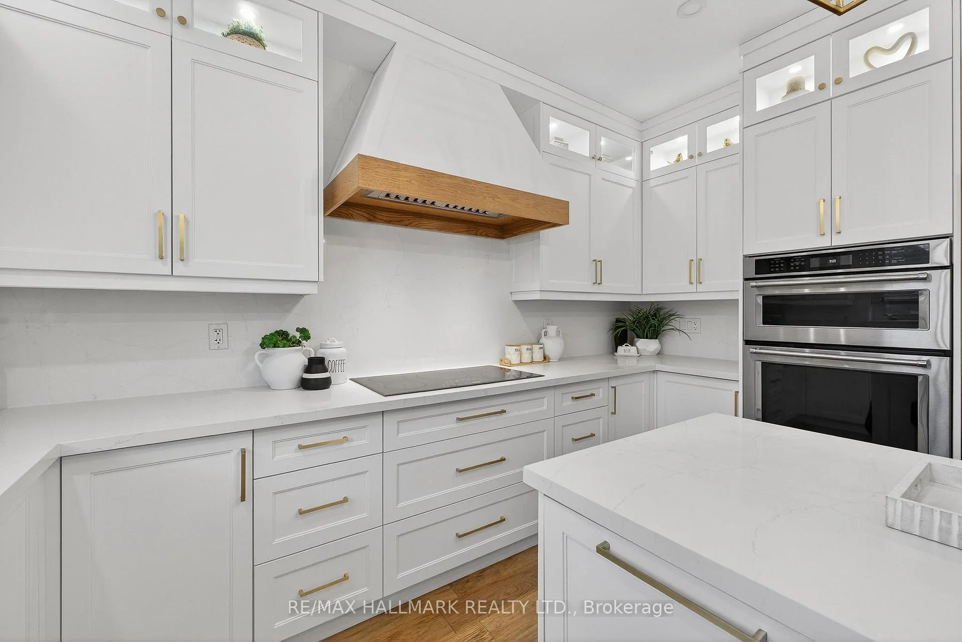 Photo 22 of 23 Wardlaw Place, Vaughan, Vellore Village — HOMEH