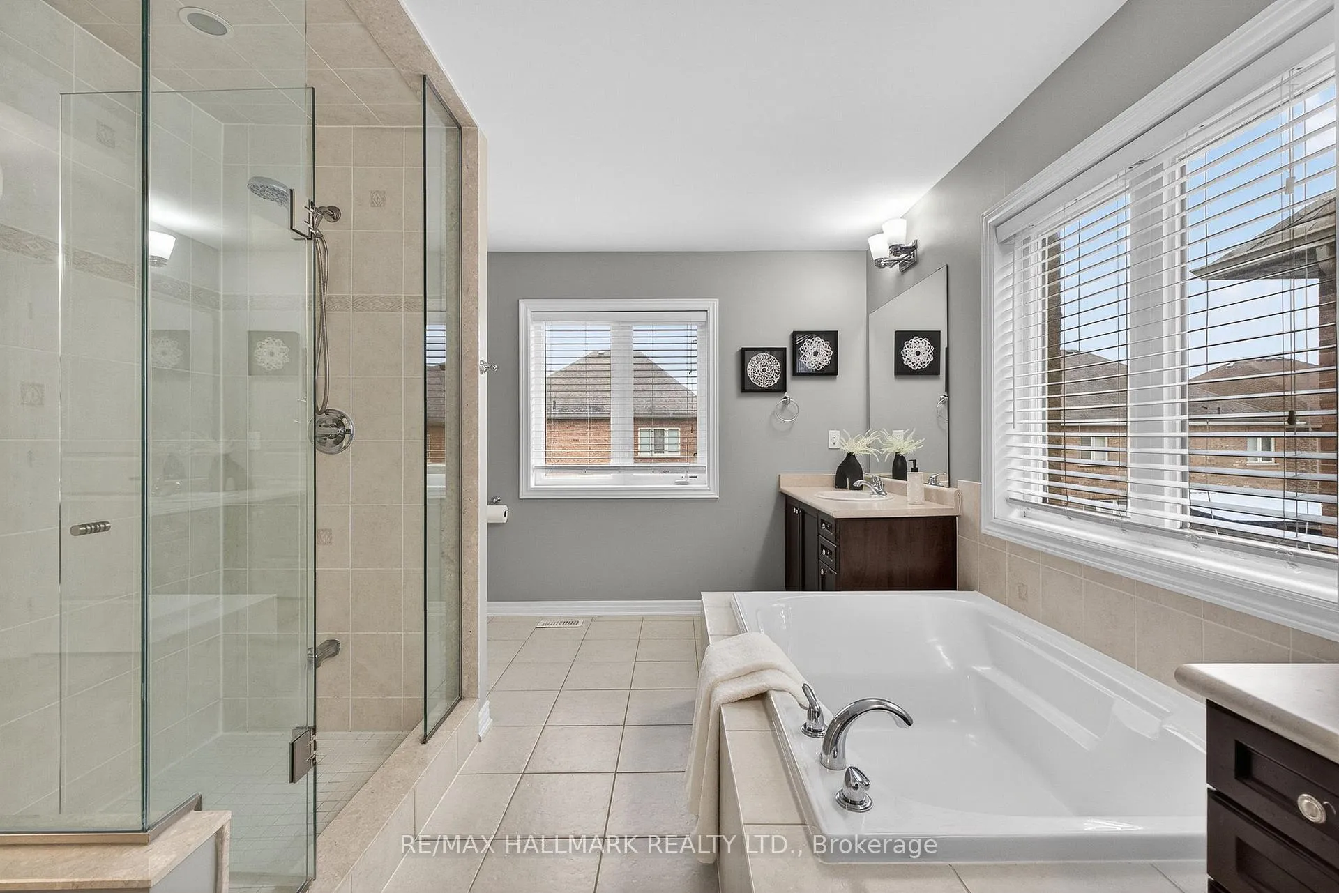 Photo 34 of 23 Wardlaw Place, Vaughan, Vellore Village — HOMEH