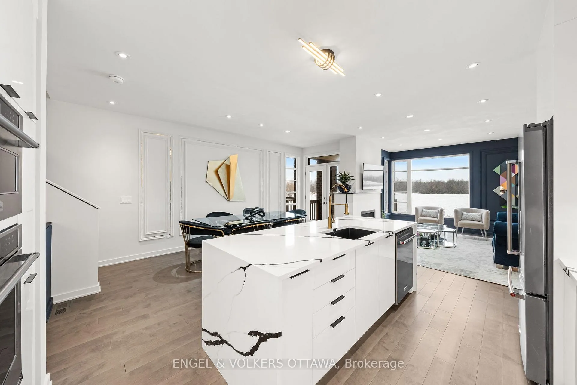 Photo 11 of 250 Shuttleworth Drive, Ottawa, Leitrim — HOMEH
