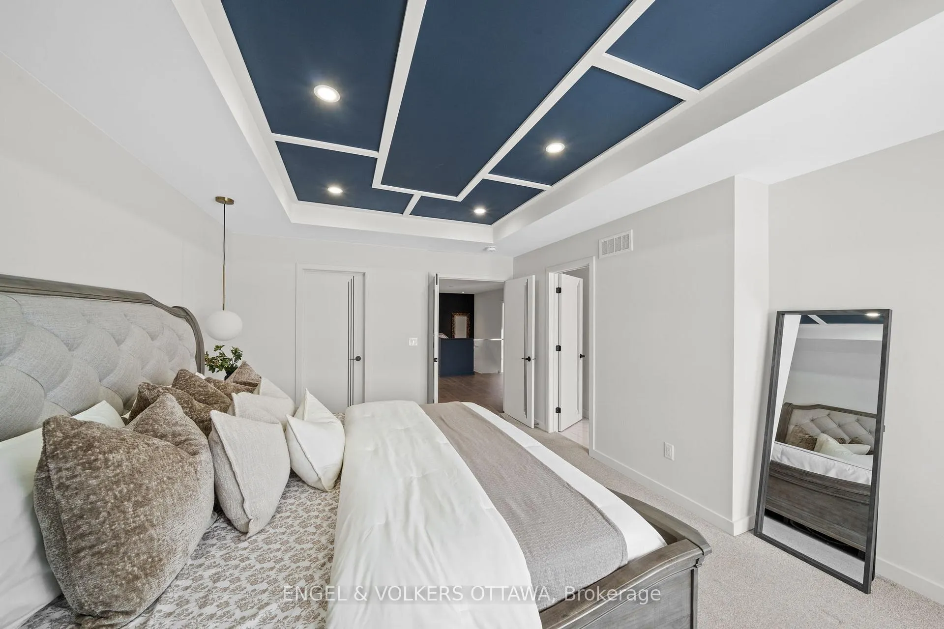 Photo 20 of 250 Shuttleworth Drive, Ottawa, Leitrim — HOMEH