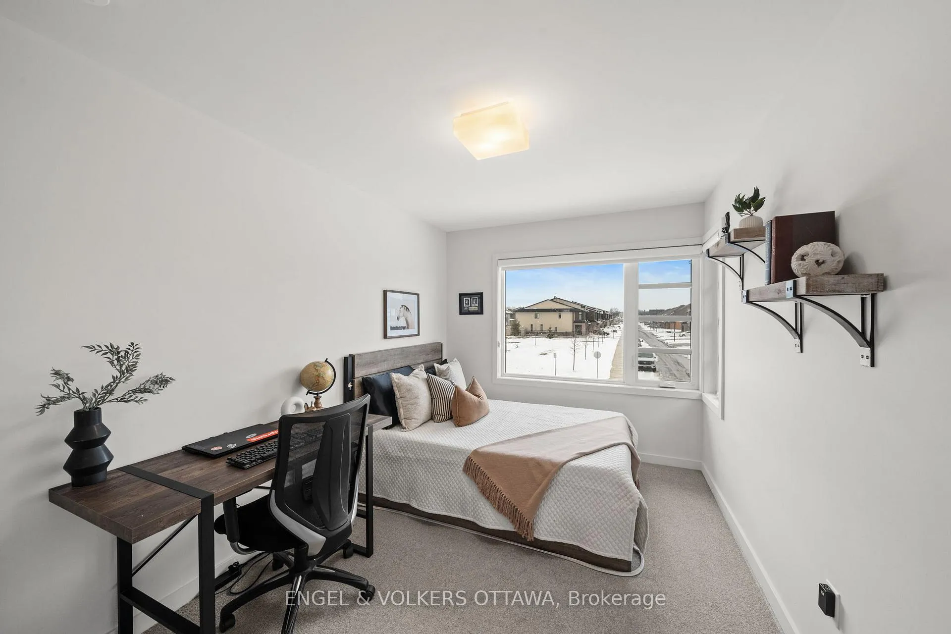 Photo 23 of 250 Shuttleworth Drive, Ottawa, Leitrim — HOMEH