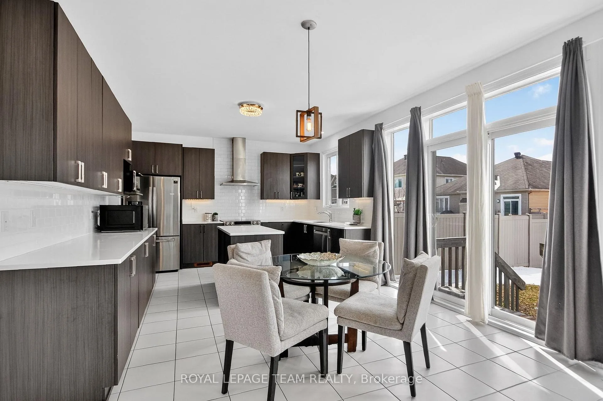 Photo 14 of 12 Kinetic Way, Ottawa, Barrhaven - Cedargrove/Fraserdale — HOMEH