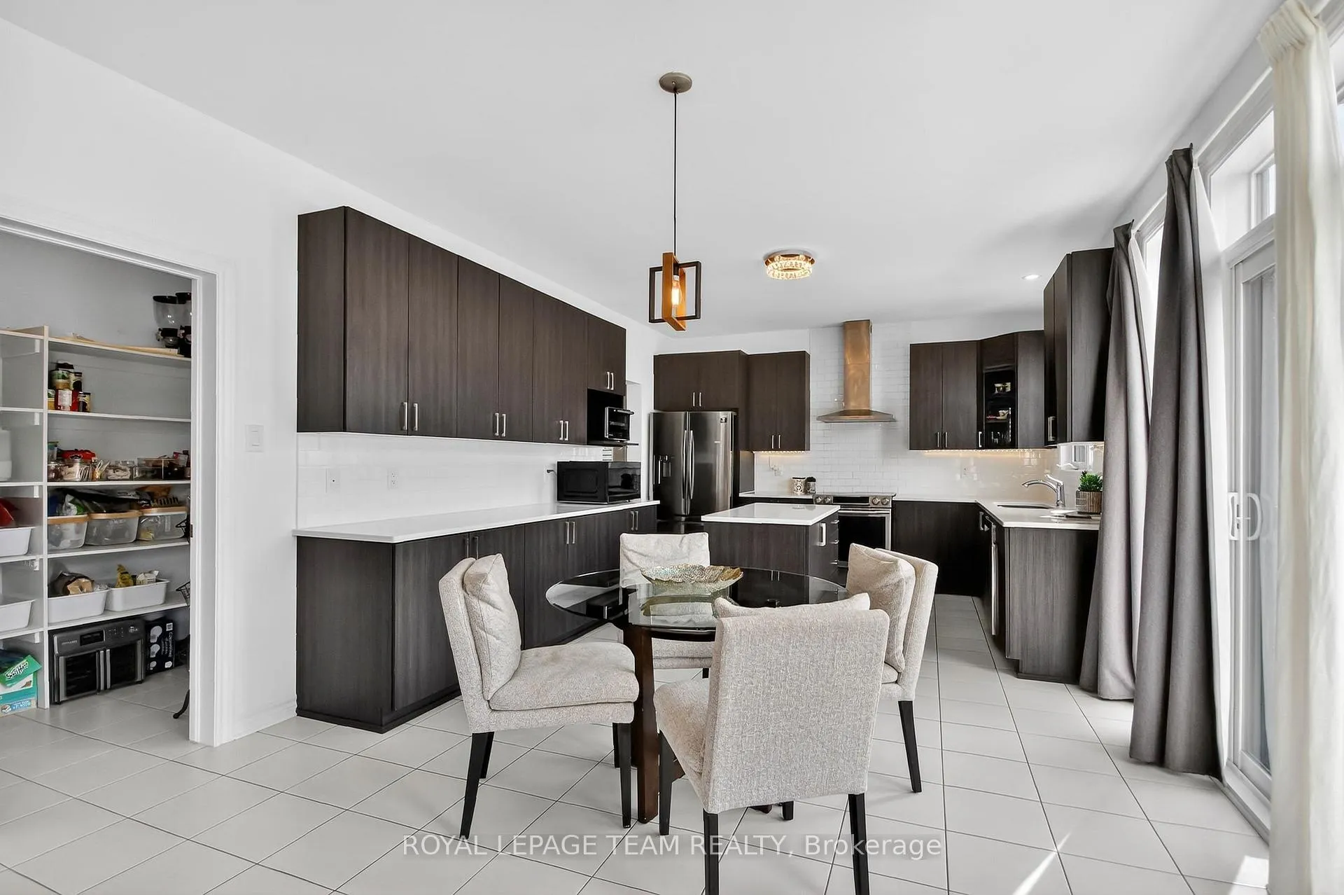 Photo 18 of 12 Kinetic Way, Ottawa, Barrhaven - Cedargrove/Fraserdale — HOMEH