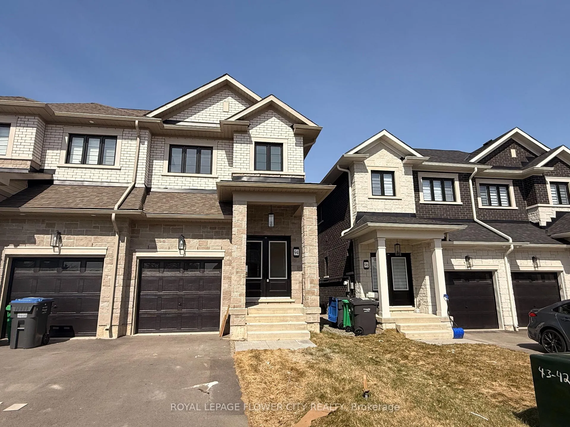 Photo 1 of 94 Cadillac Crescent, Brampton, Fletcher's Meadow — HOMEH