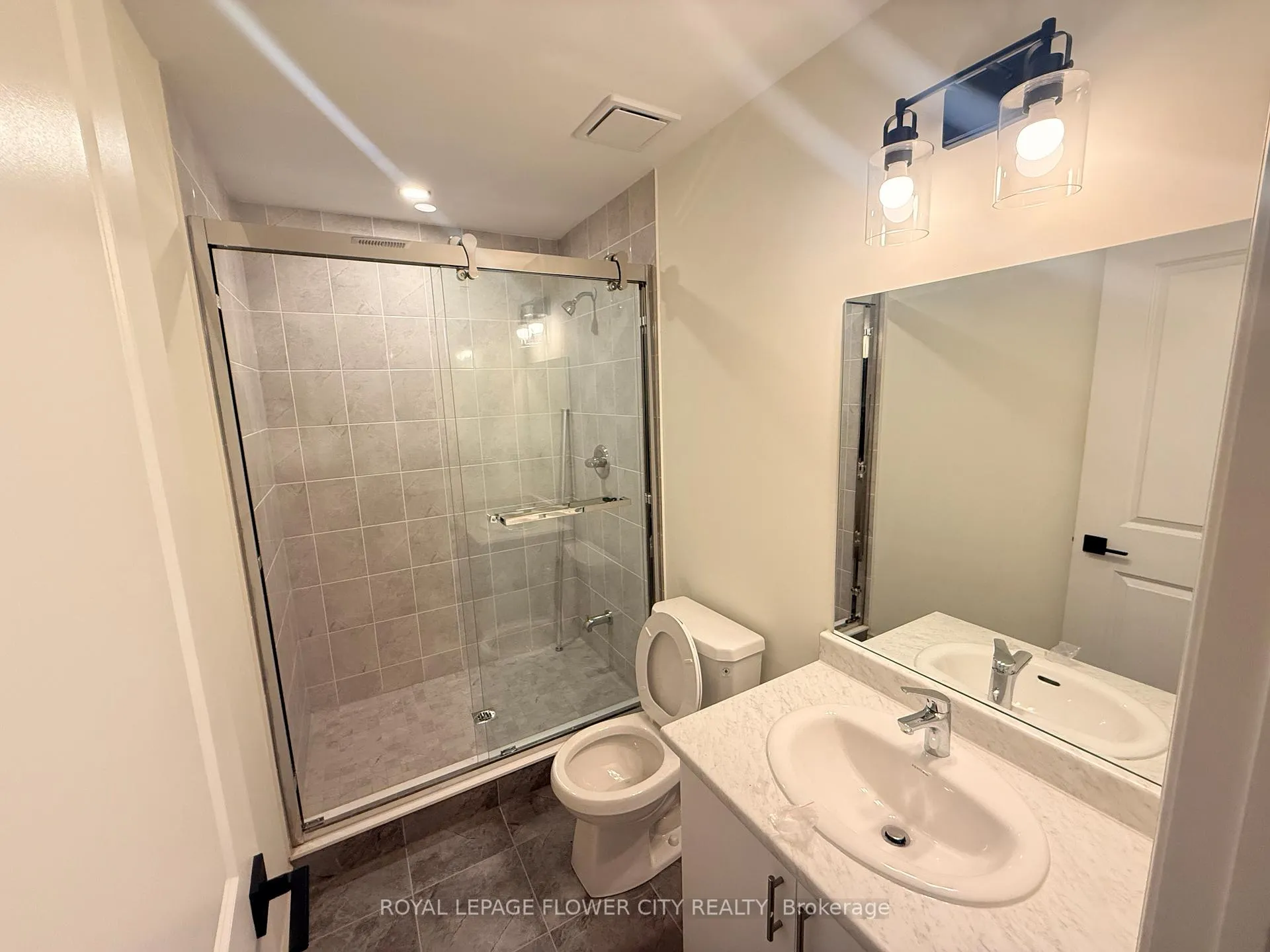 Photo 8 of 94 Cadillac Crescent, Brampton, Fletcher's Meadow — HOMEH