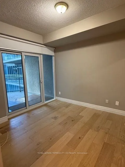 Photo 3 of Unit 328, 58 Marine Parade Drive, Etobicoke, Mimico — HOMEH