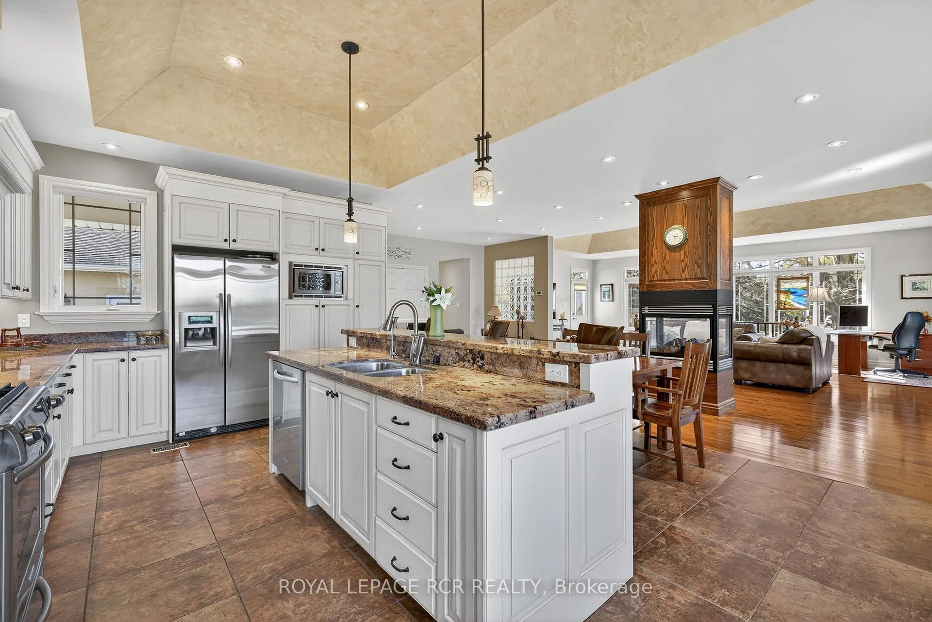 Photo 9 of 181 Queen Street S, New Tecumseth, Tottenham — HOMEH