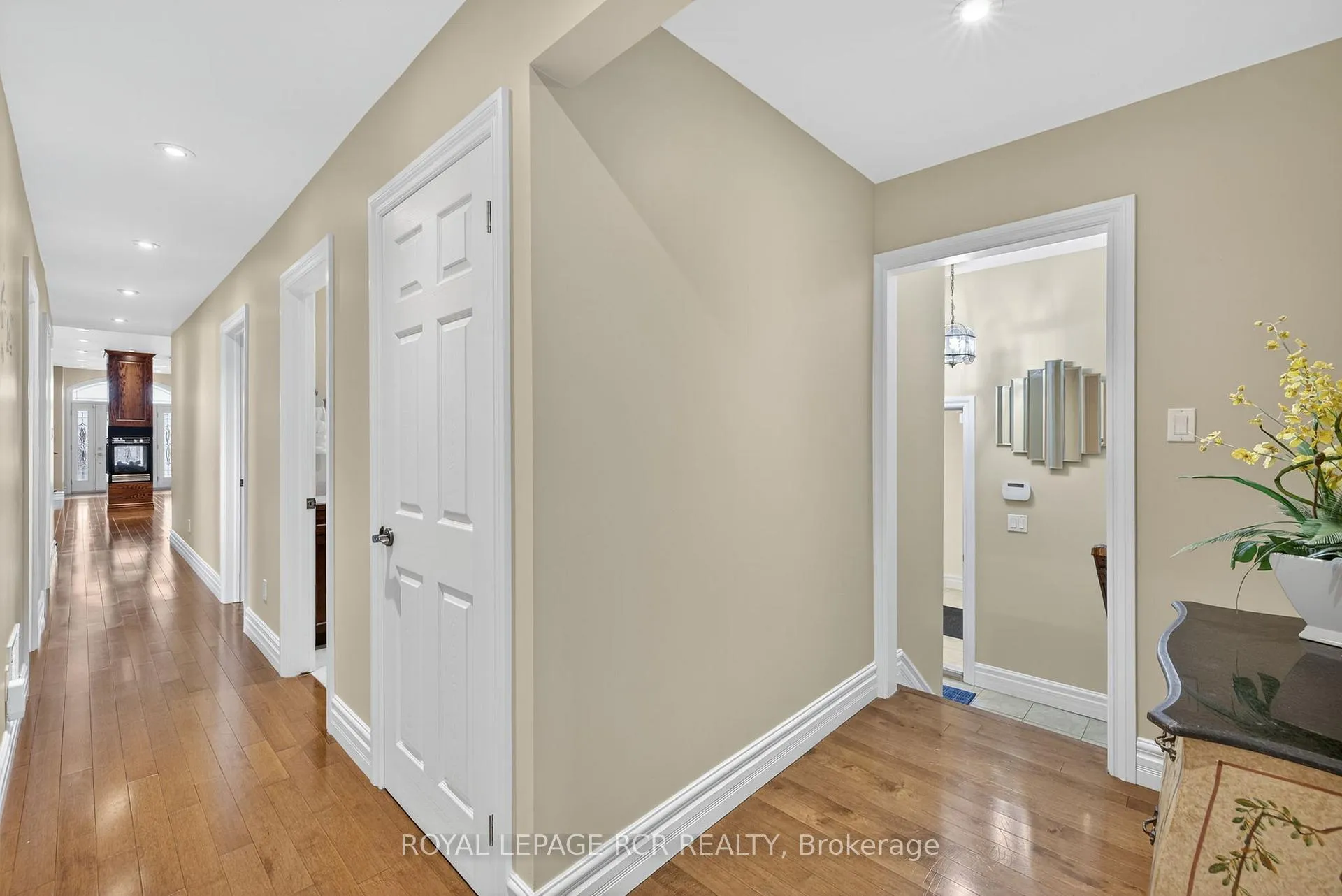 Photo 26 of 181 Queen Street S, New Tecumseth, Tottenham — HOMEH