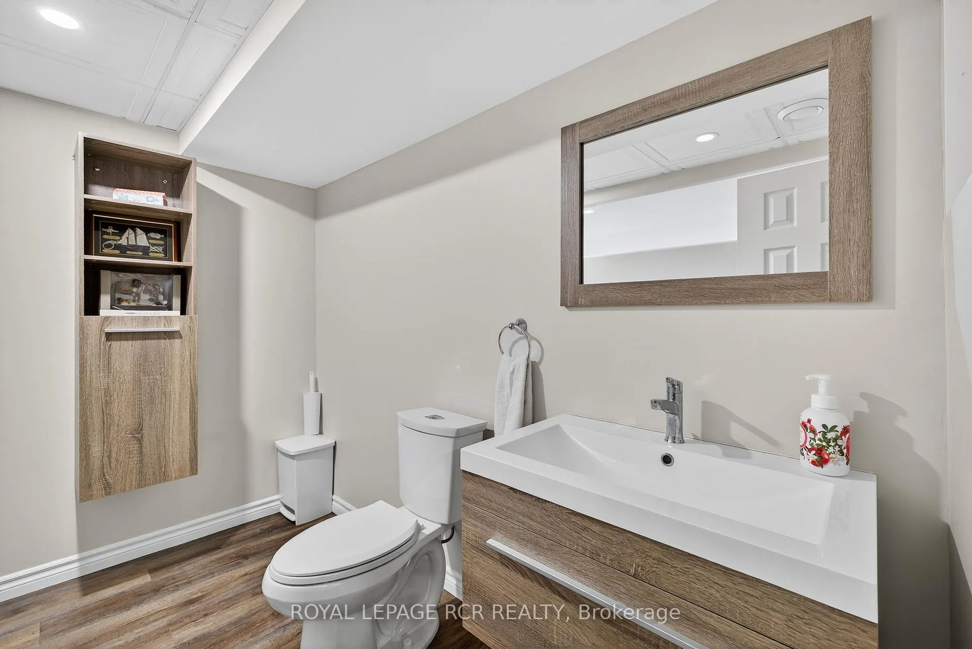 Photo 37 of 181 Queen Street S, New Tecumseth, Tottenham — HOMEH