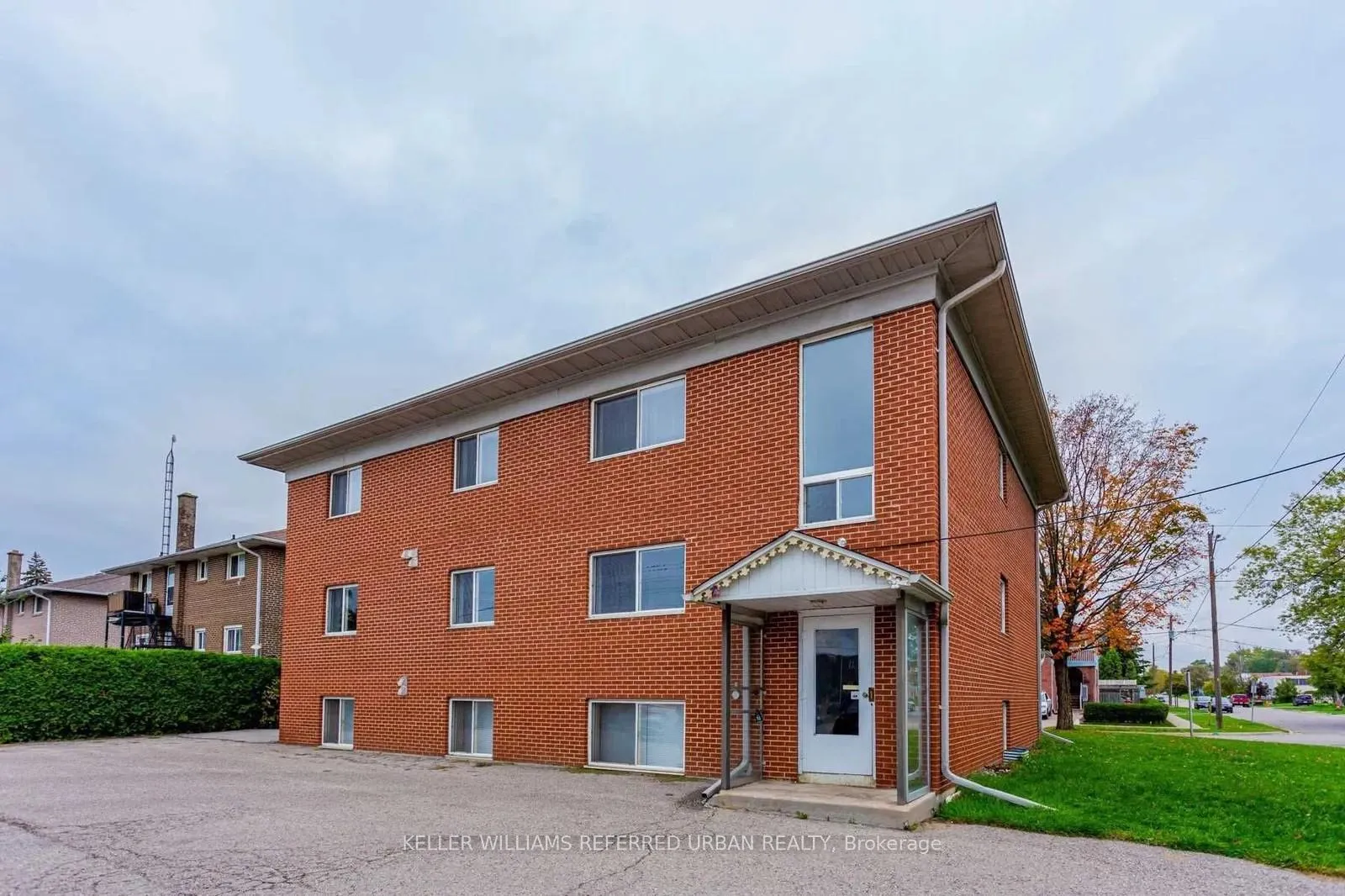 Front of Unit 1, 303 Frontenac Avenue