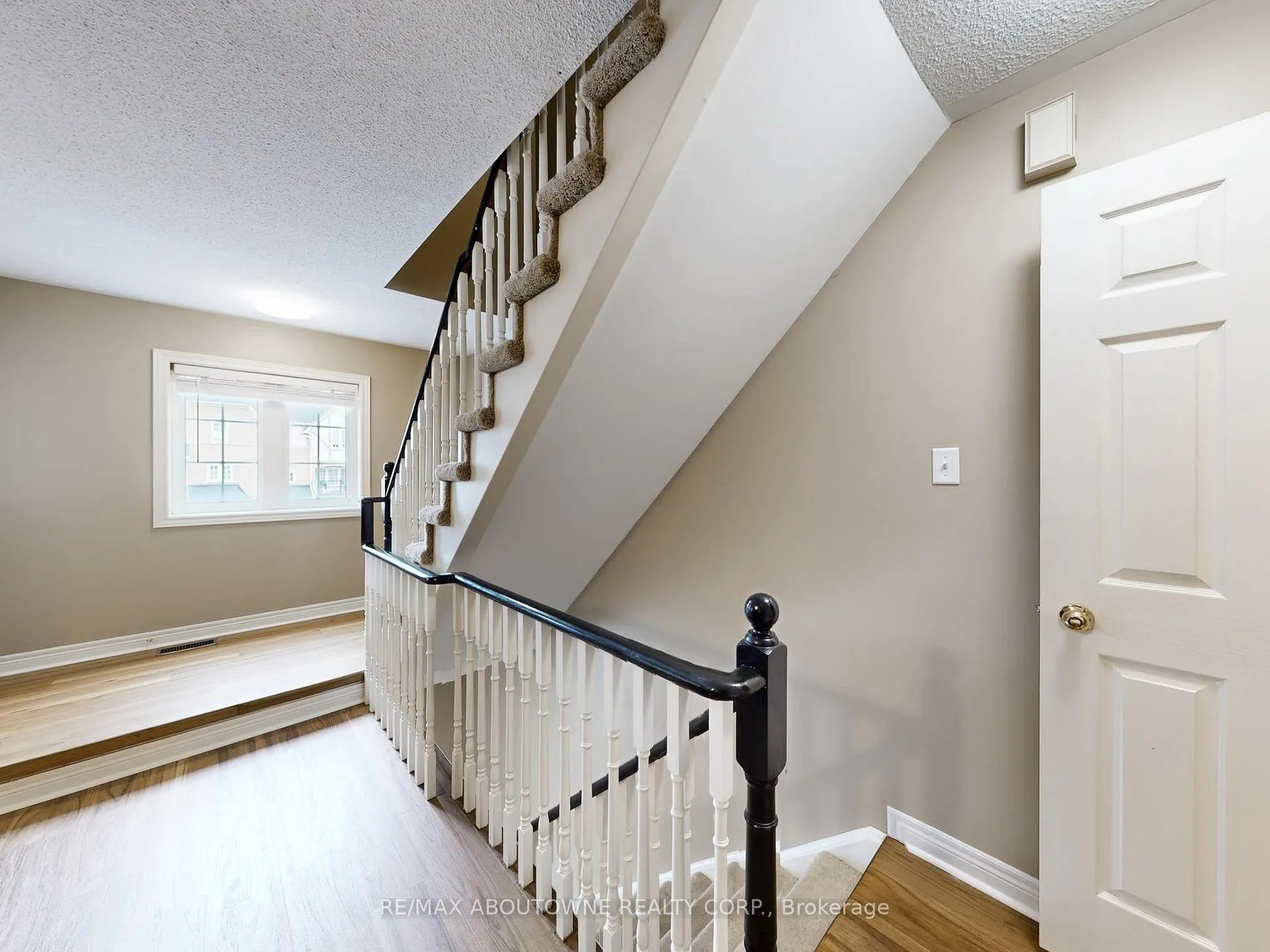 Photo 24 of Unit 9, 2360 Parkhaven Boulevard, Oakville, River Oaks — HOMEH