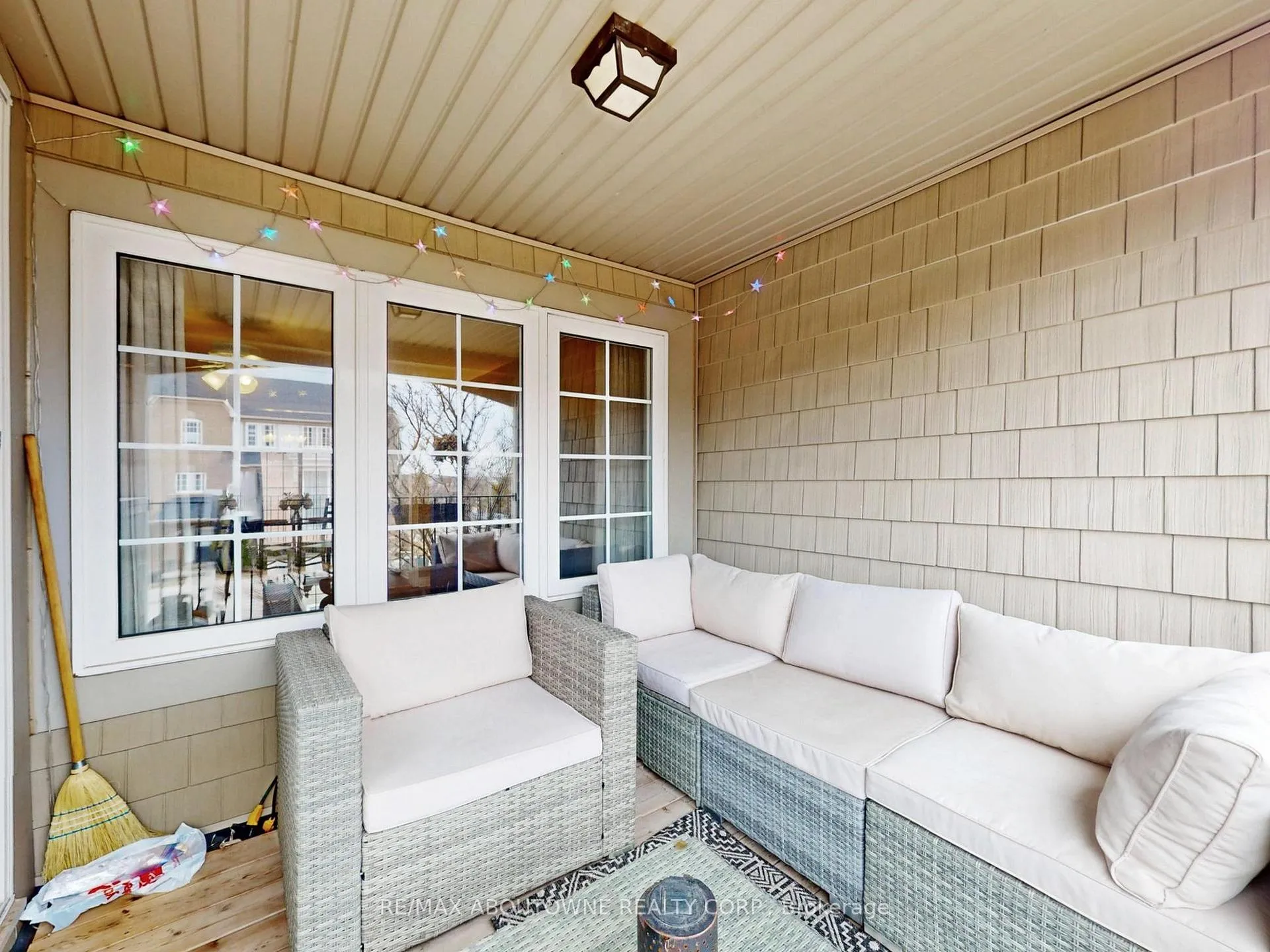 Photo 39 of Unit 9, 2360 Parkhaven Boulevard, Oakville, River Oaks — HOMEH
