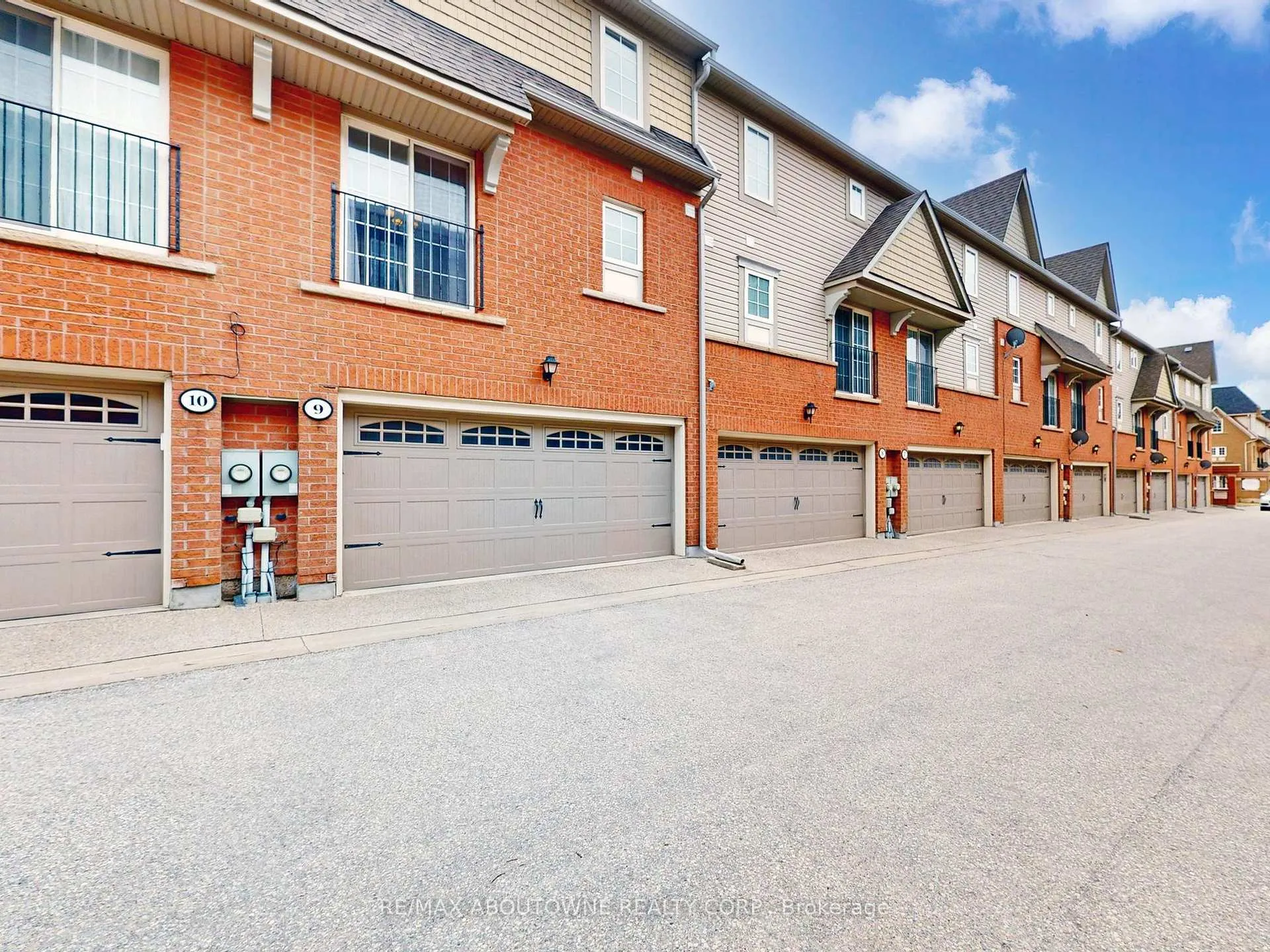 Photo 42 of Unit 9, 2360 Parkhaven Boulevard, Oakville, River Oaks — HOMEH
