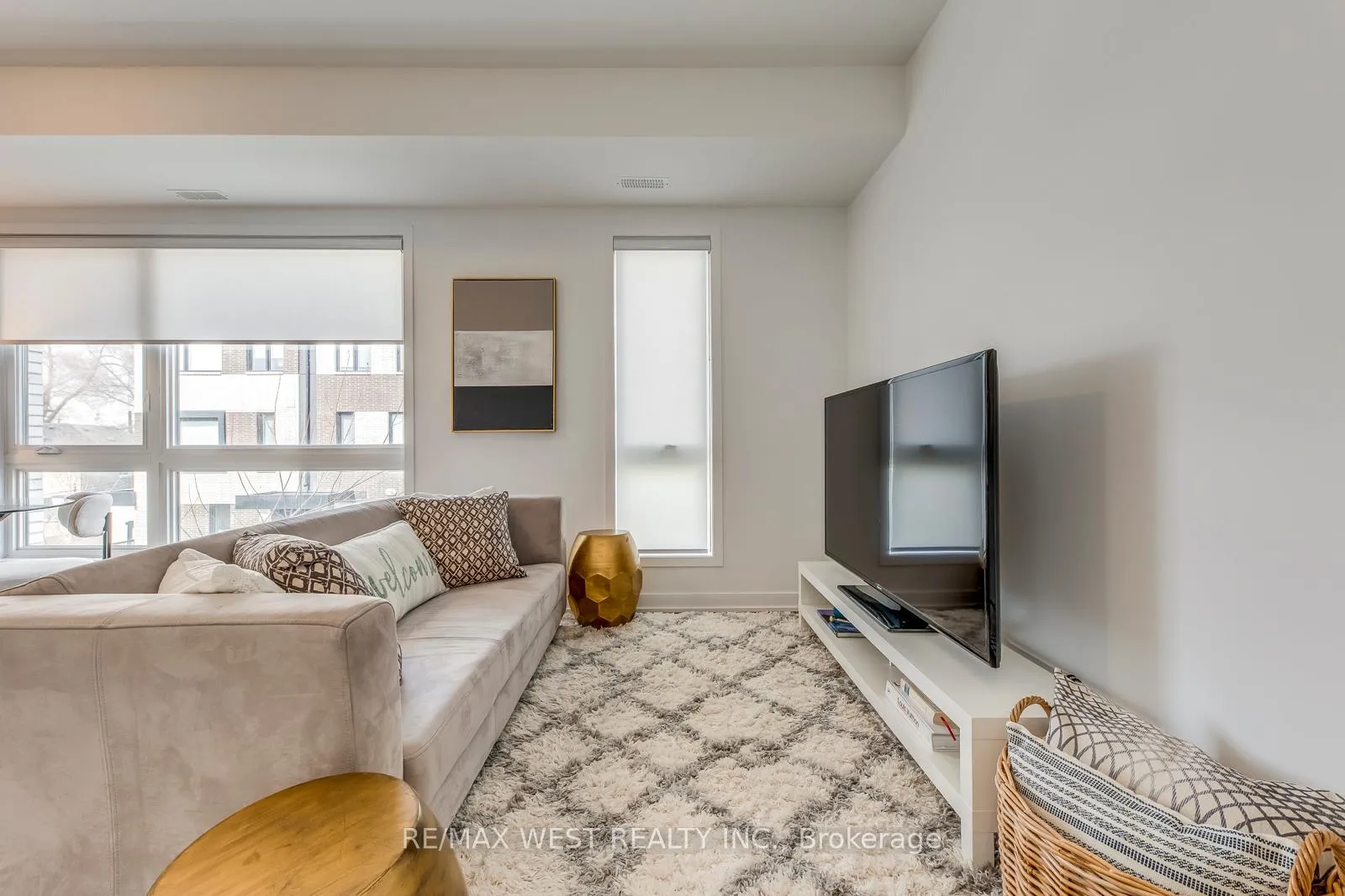 Photo 19 of Unit 14, 20 Ed Clark Gardens, Toronto, Weston-Pellam Park — HOMEH