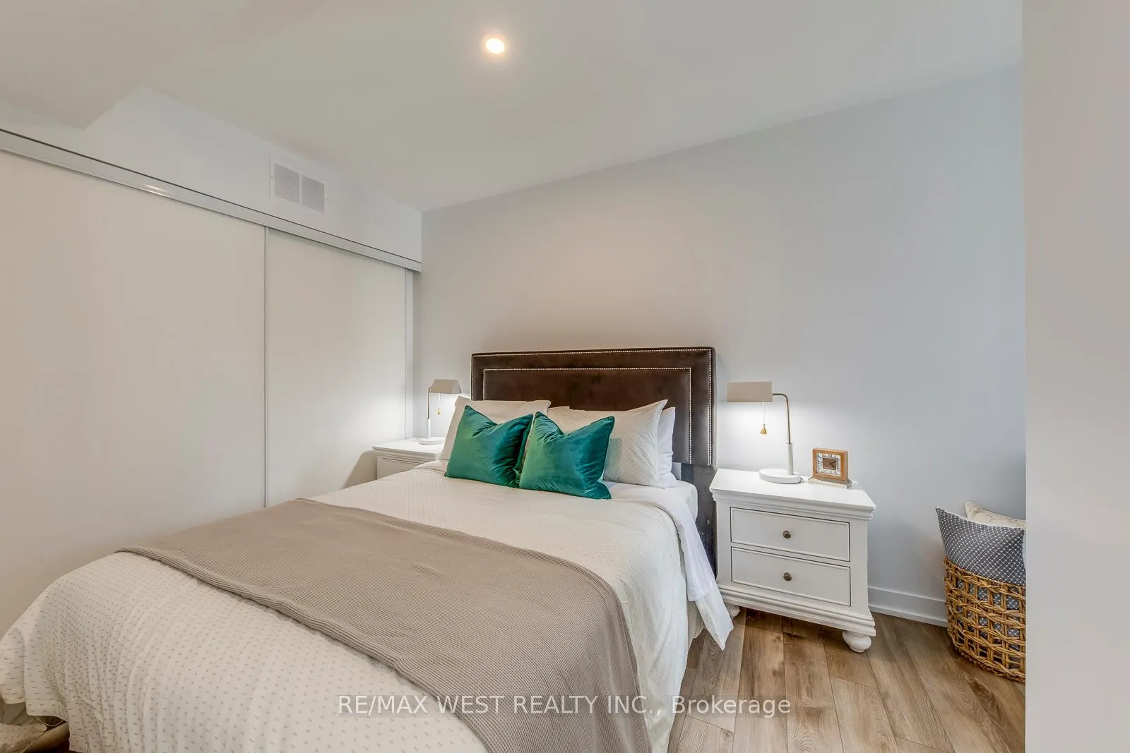 Photo 29 of Unit 14, 20 Ed Clark Gardens, Toronto, Weston-Pellam Park — HOMEH