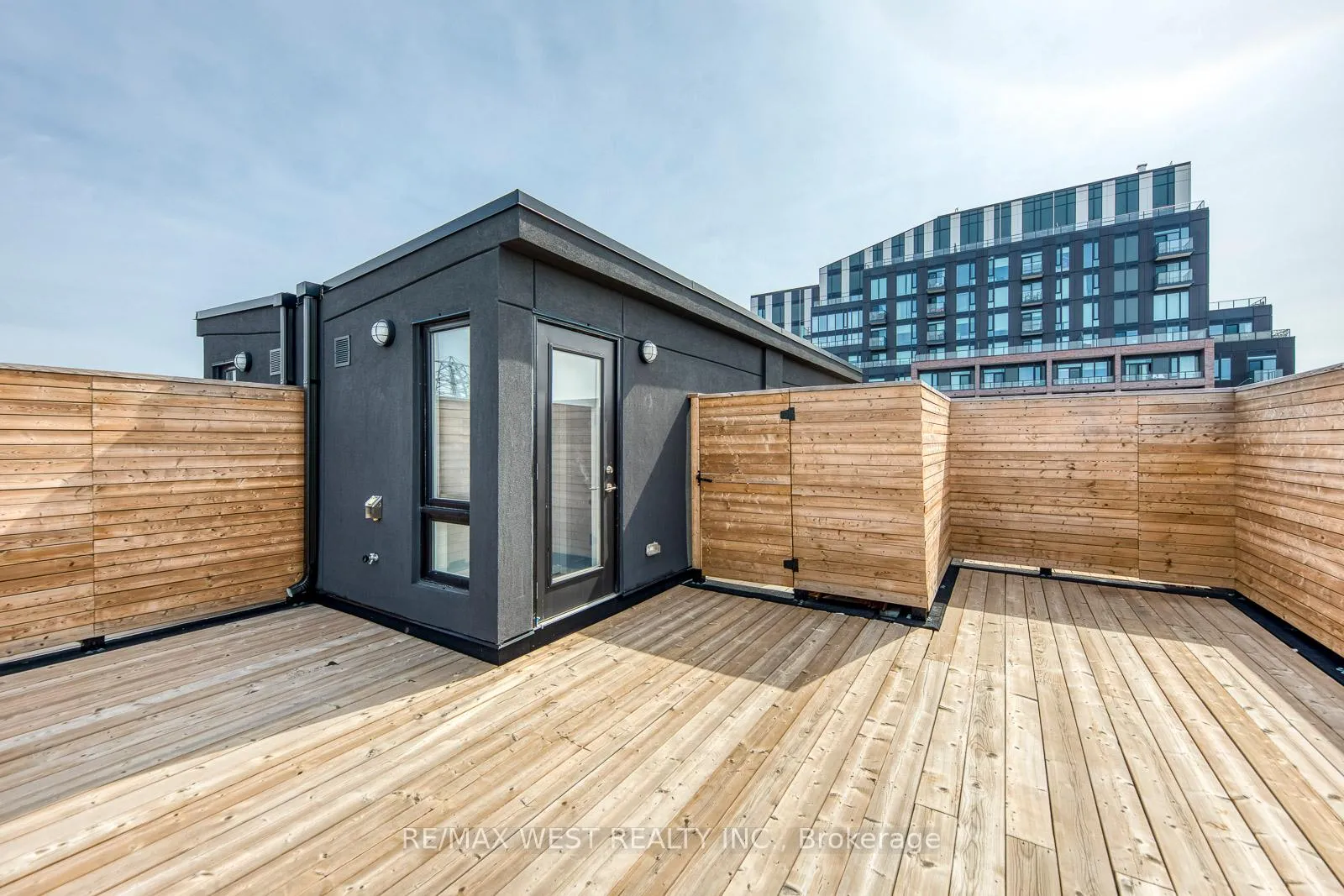 Photo 35 of Unit 14, 20 Ed Clark Gardens, Toronto, Weston-Pellam Park — HOMEH