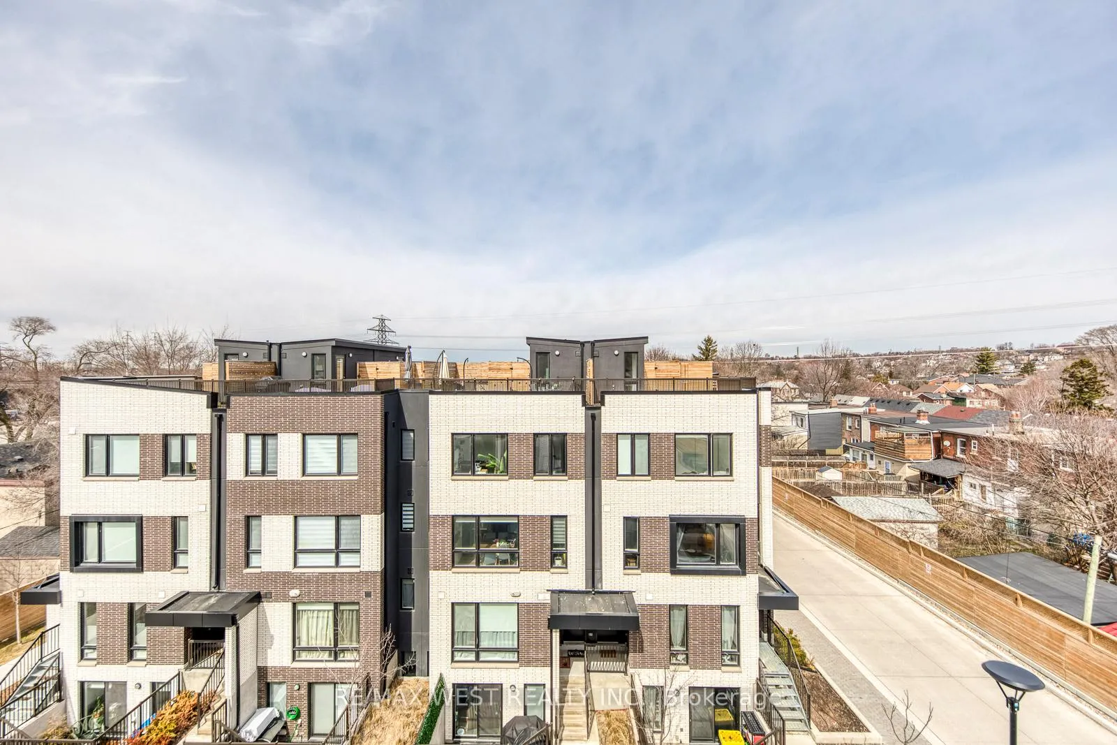 Photo 36 of Unit 14, 20 Ed Clark Gardens, Toronto, Weston-Pellam Park — HOMEH