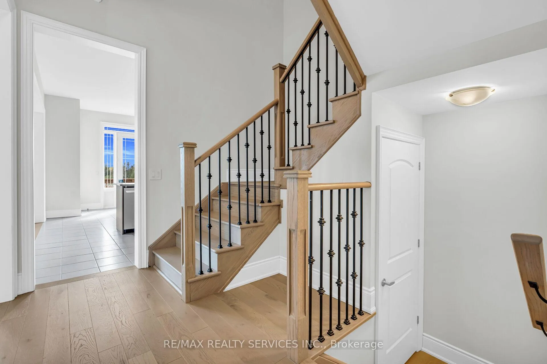 Photo 13 of 67 James Walker Avenue, Caledon, Caledon East — HOMEH