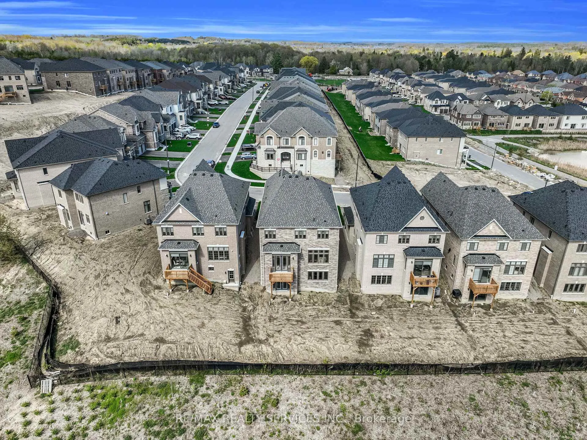 Photo 27 of 67 James Walker Avenue, Caledon, Caledon East — HOMEH