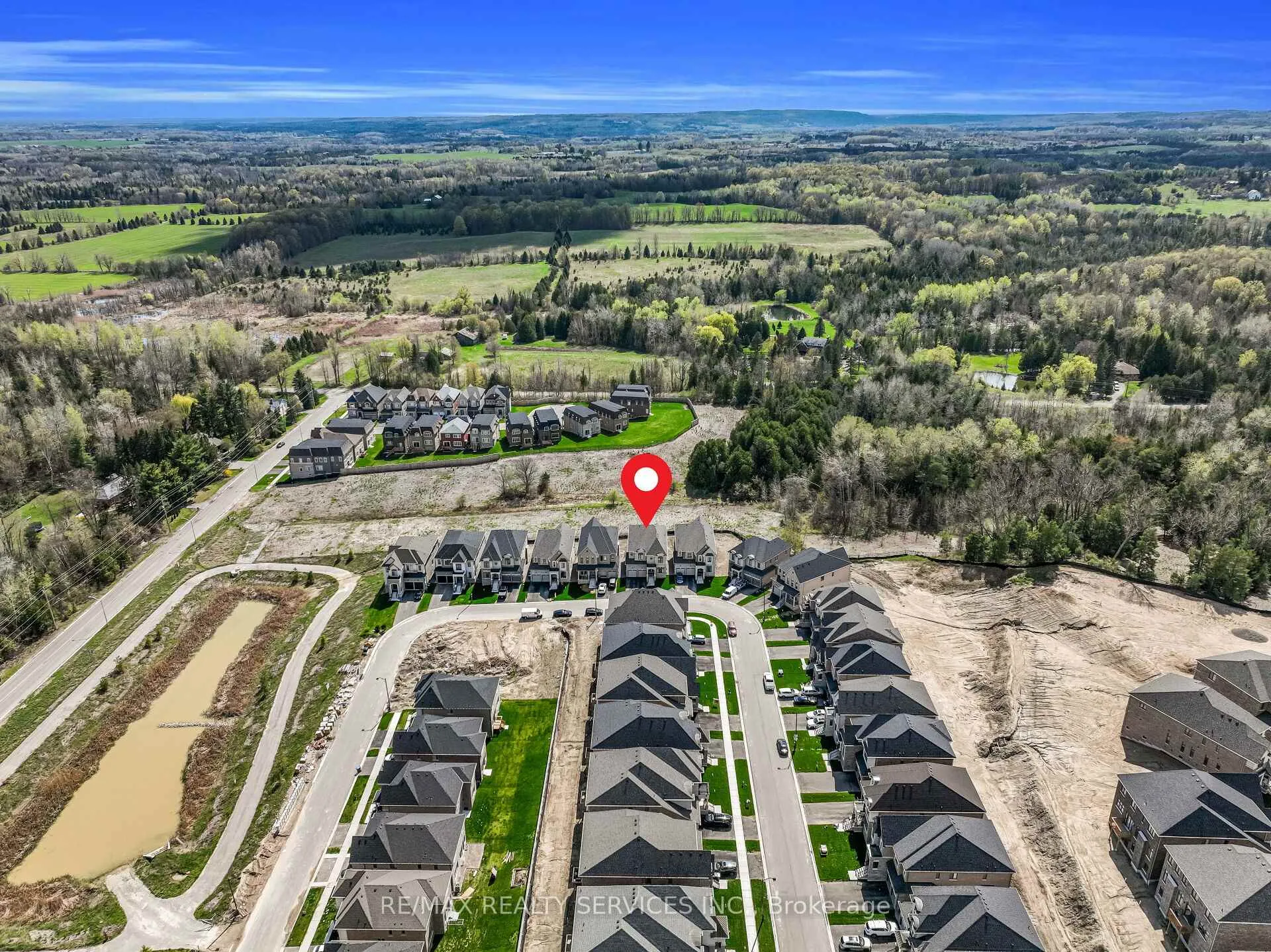 Photo 29 of 67 James Walker Avenue, Caledon, Caledon East — HOMEH