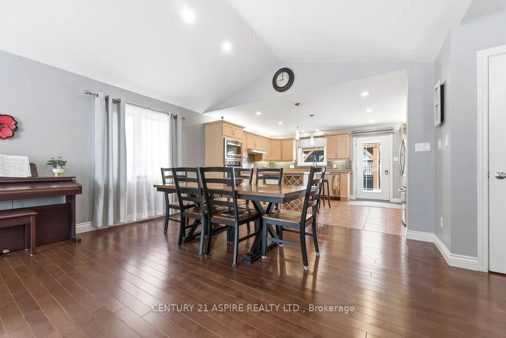 Photo 9 of 529 Turning Stone Crescent, Petawawa — HOMEH