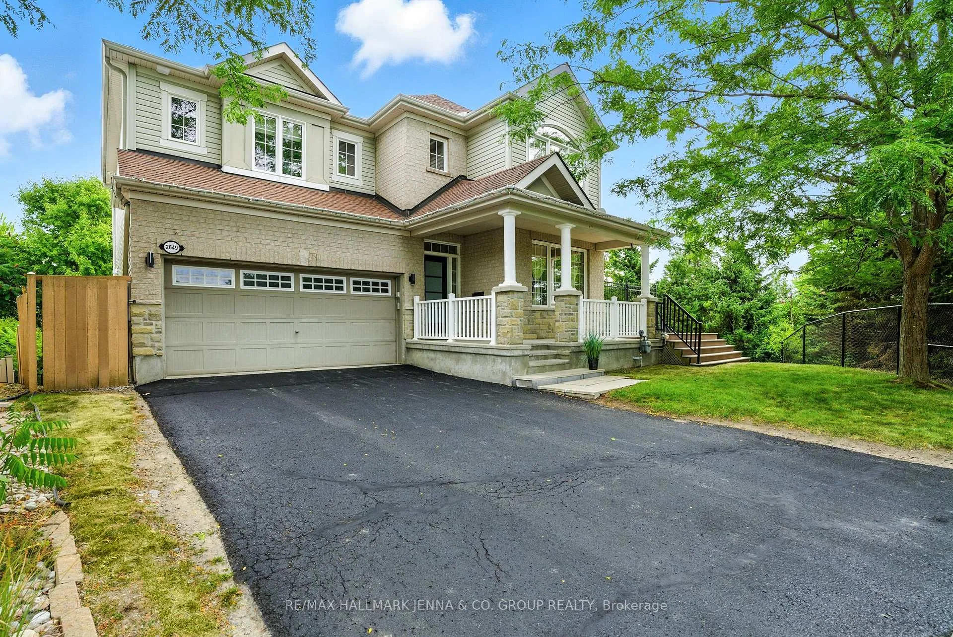Front of 2649 Fallingwater Circle