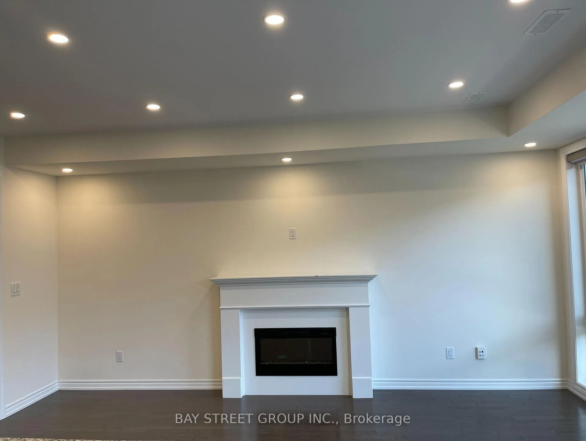 Photo 3 of 11 Rumney Street, Markham, Victoria Square — HOMEH