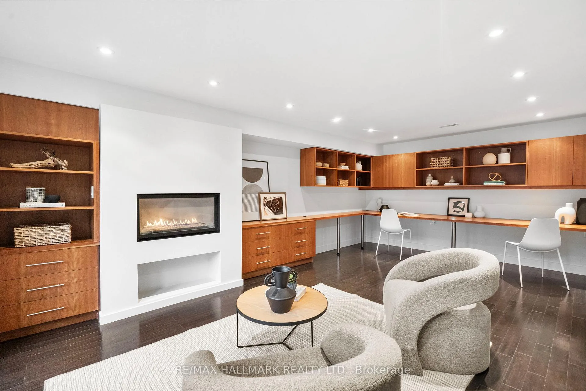 Photo 27 of 74 Glen Davis Crescent, Toronto, East End-Danforth — HOMEH