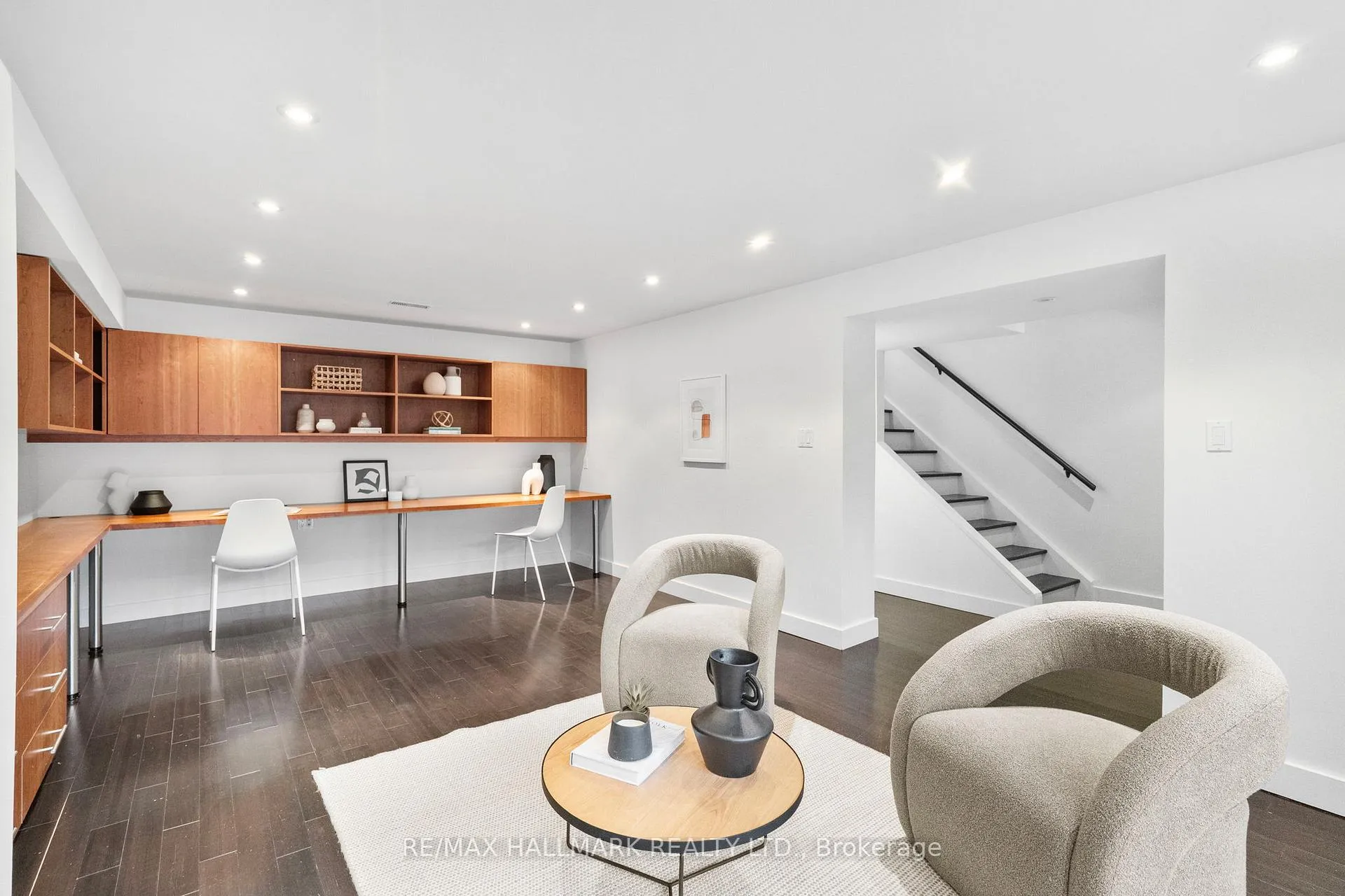 Photo 28 of 74 Glen Davis Crescent, Toronto, East End-Danforth — HOMEH