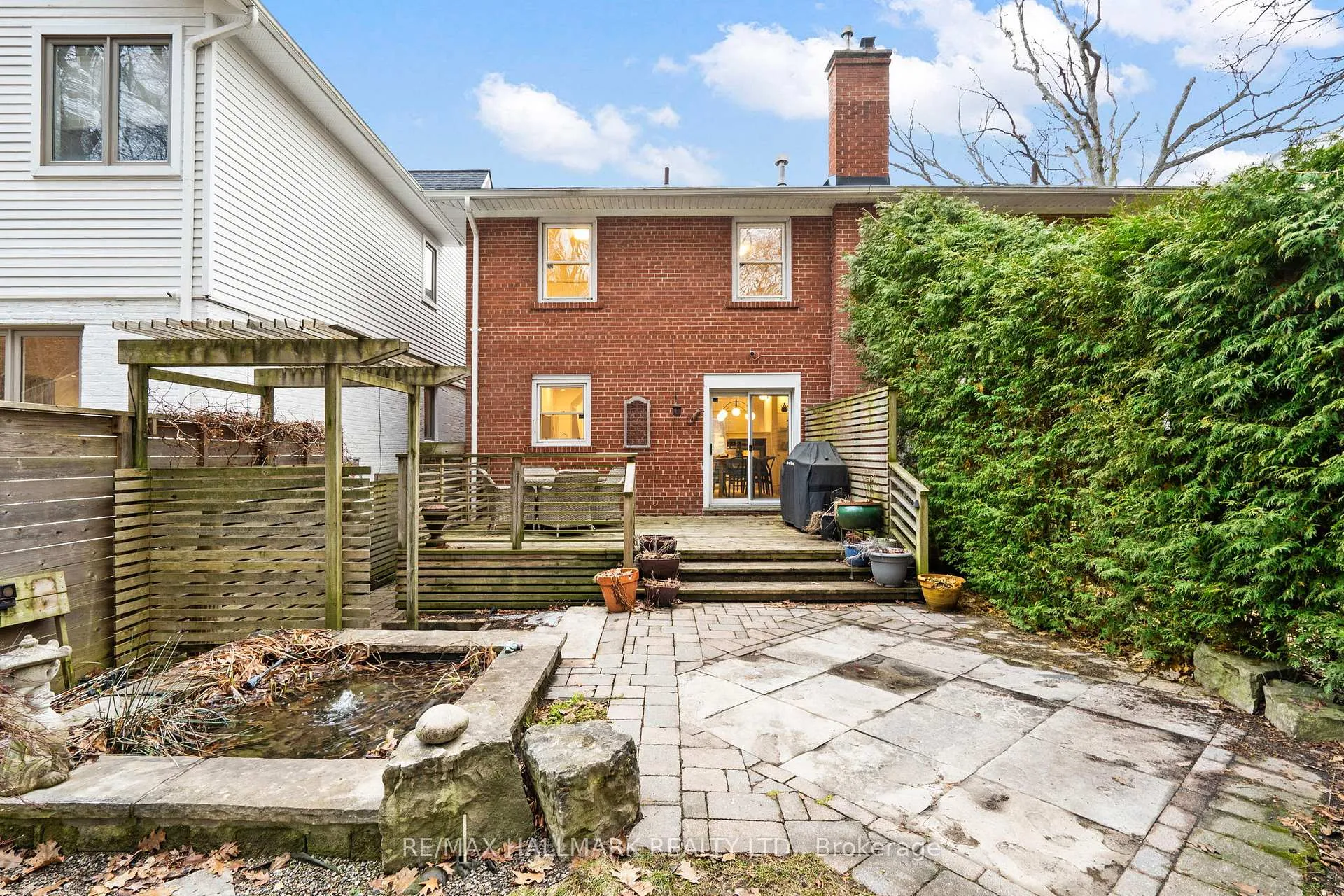 Photo 43 of 74 Glen Davis Crescent, Toronto, East End-Danforth — HOMEH