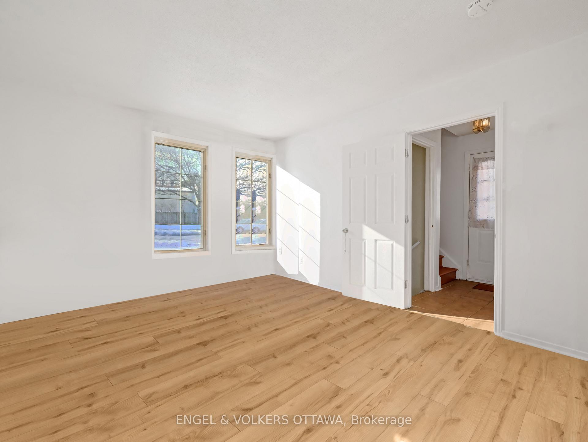 Photo 5 of 3271 Southgate Road, Ottawa, South Keys — HOMEH