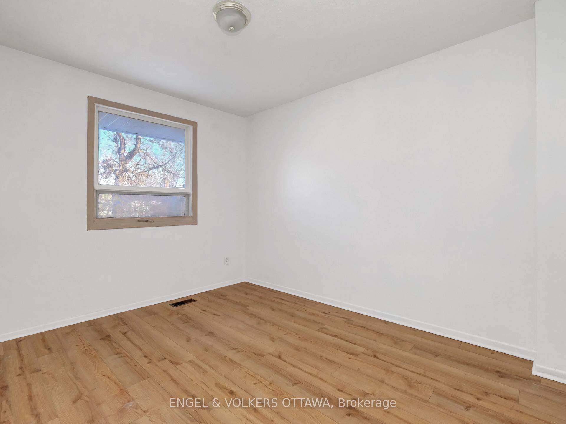 Photo 15 of 3271 Southgate Road, Ottawa, South Keys — HOMEH