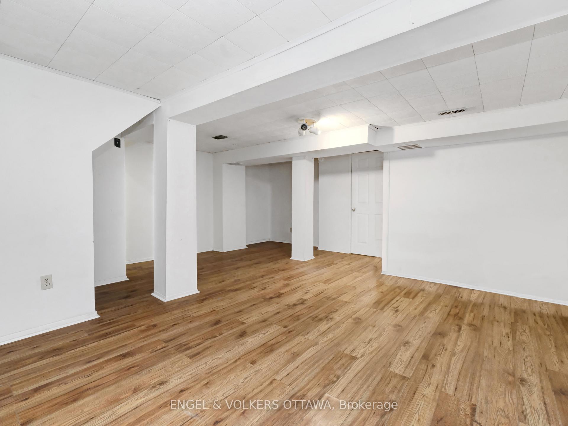 Photo 21 of 3271 Southgate Road, Ottawa, South Keys — HOMEH