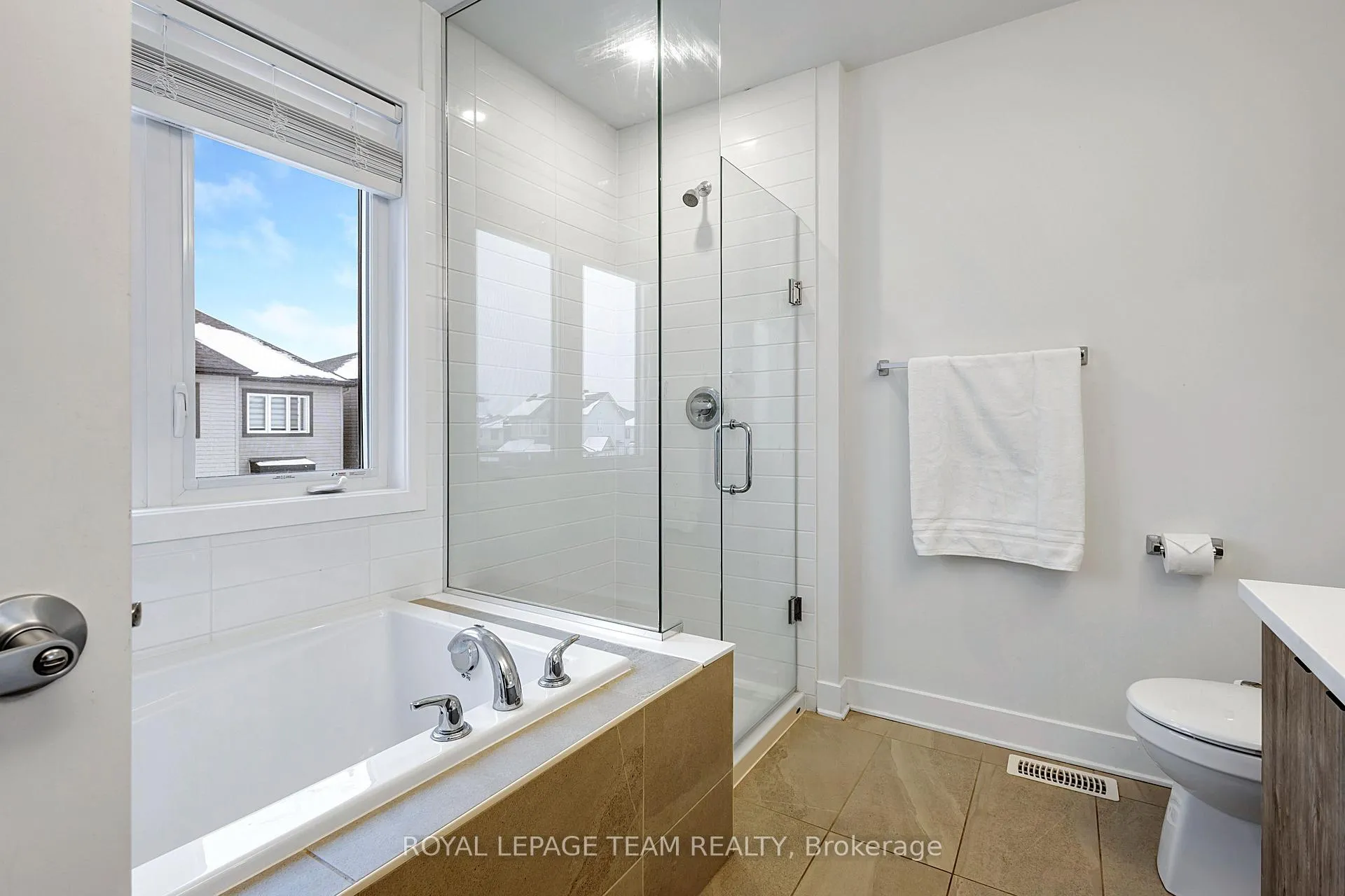 Photo 26 of 223 Turnbuckle Crescent, Ottawa, Barrhaven - Half Moon Bay — HOMEH