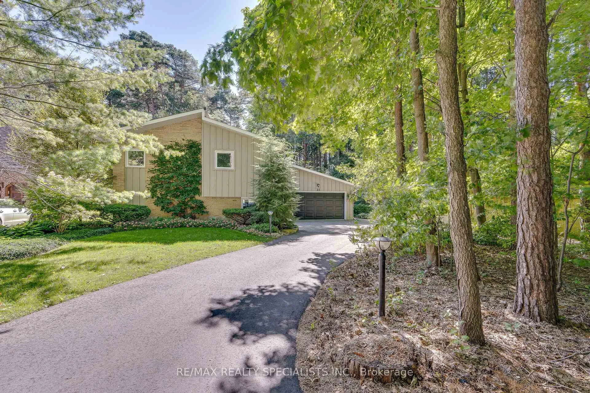 Photo 1 of 31 Oliver's Lane, Caledon, Caledon East — HOMEH
