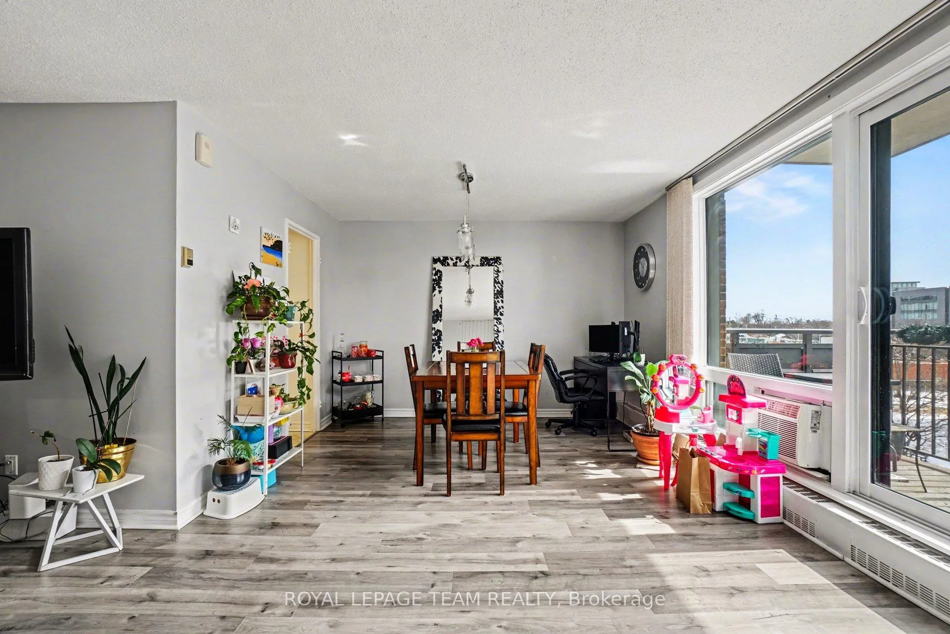 Photo 4 of Unit 509, 1485 Baseline Road W, Ottawa, Copeland Park — HOMEH