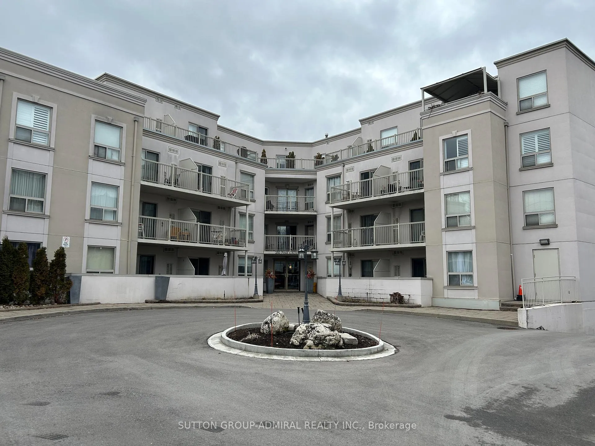 Photo 1 of Unit 216, 250 Pine Grove Road, Vaughan, Islington Woods — HOMEH