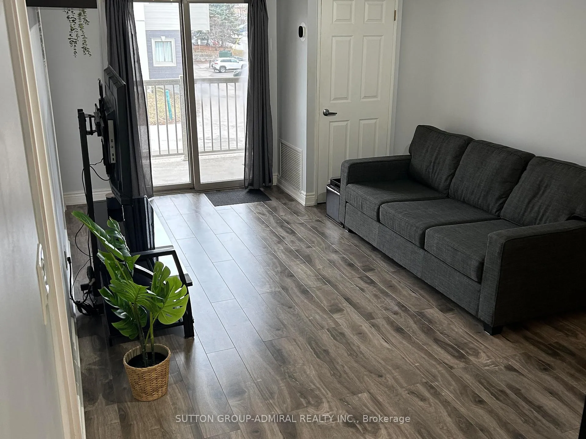 Photo 3 of Unit 216, 250 Pine Grove Road, Vaughan, Islington Woods — HOMEH