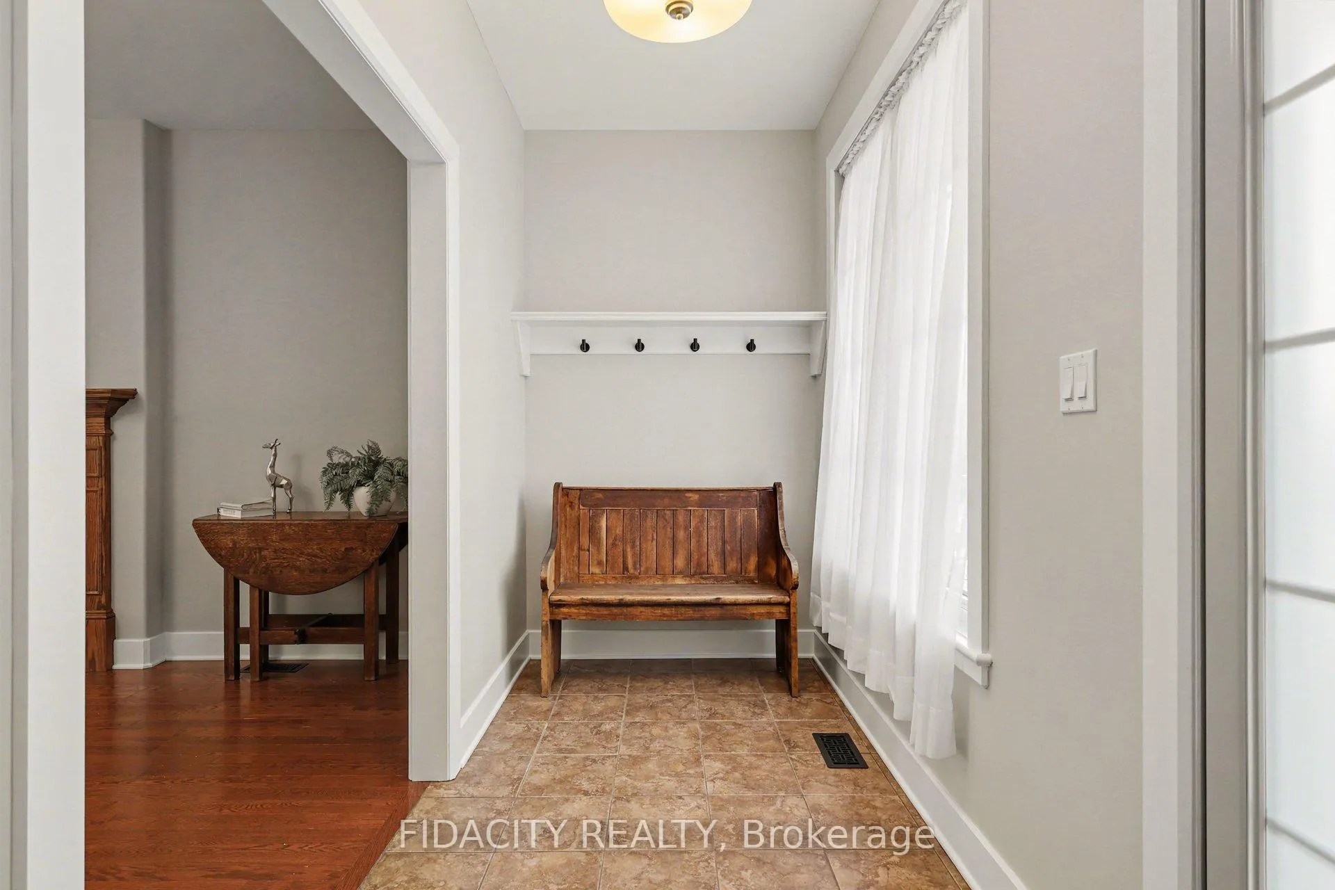 Photo 4 of 21 Galens Way, North Grenville, Kemptville — HOMEH