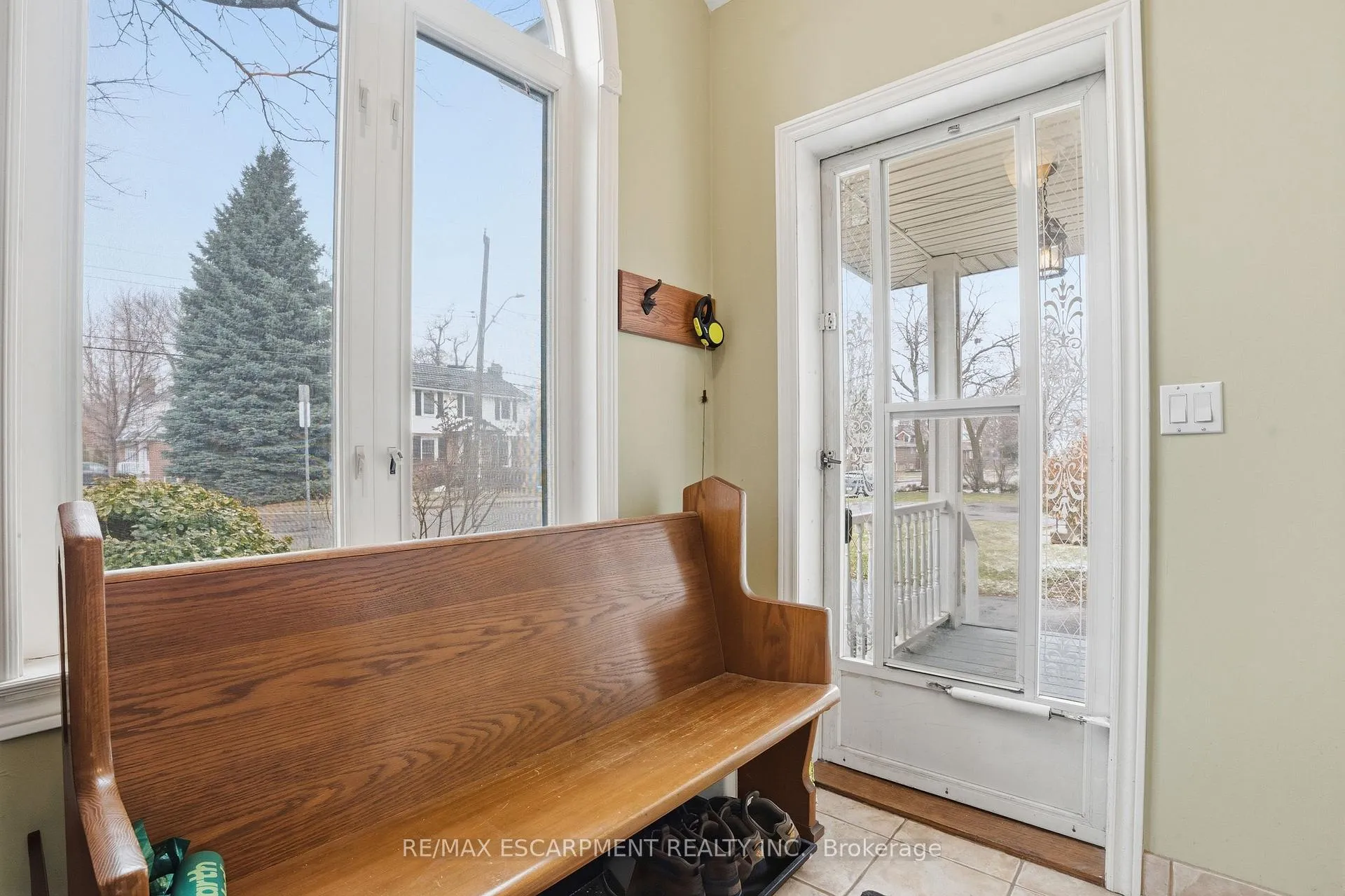 Photo 4 of 77 Arcade Crescent, Hamilton, Southam — HOMEH